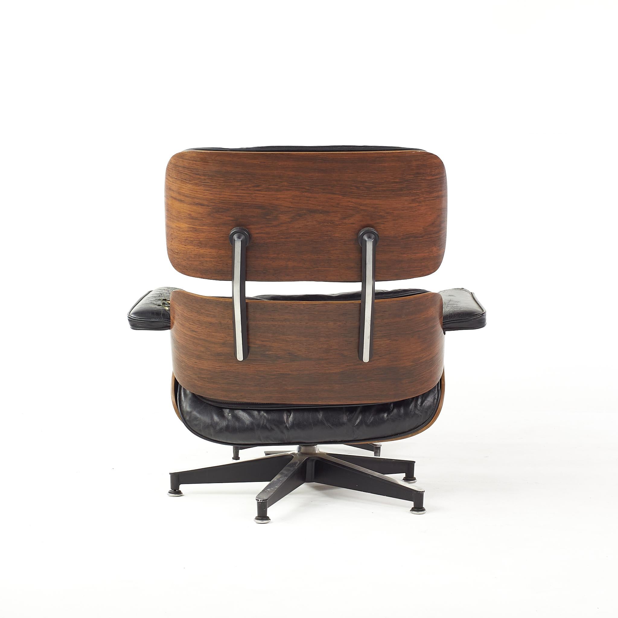 Mid-Century Modern Eames for Herman Miller Mid Century Rosewood Lounge Chair and Ottoman For Sale