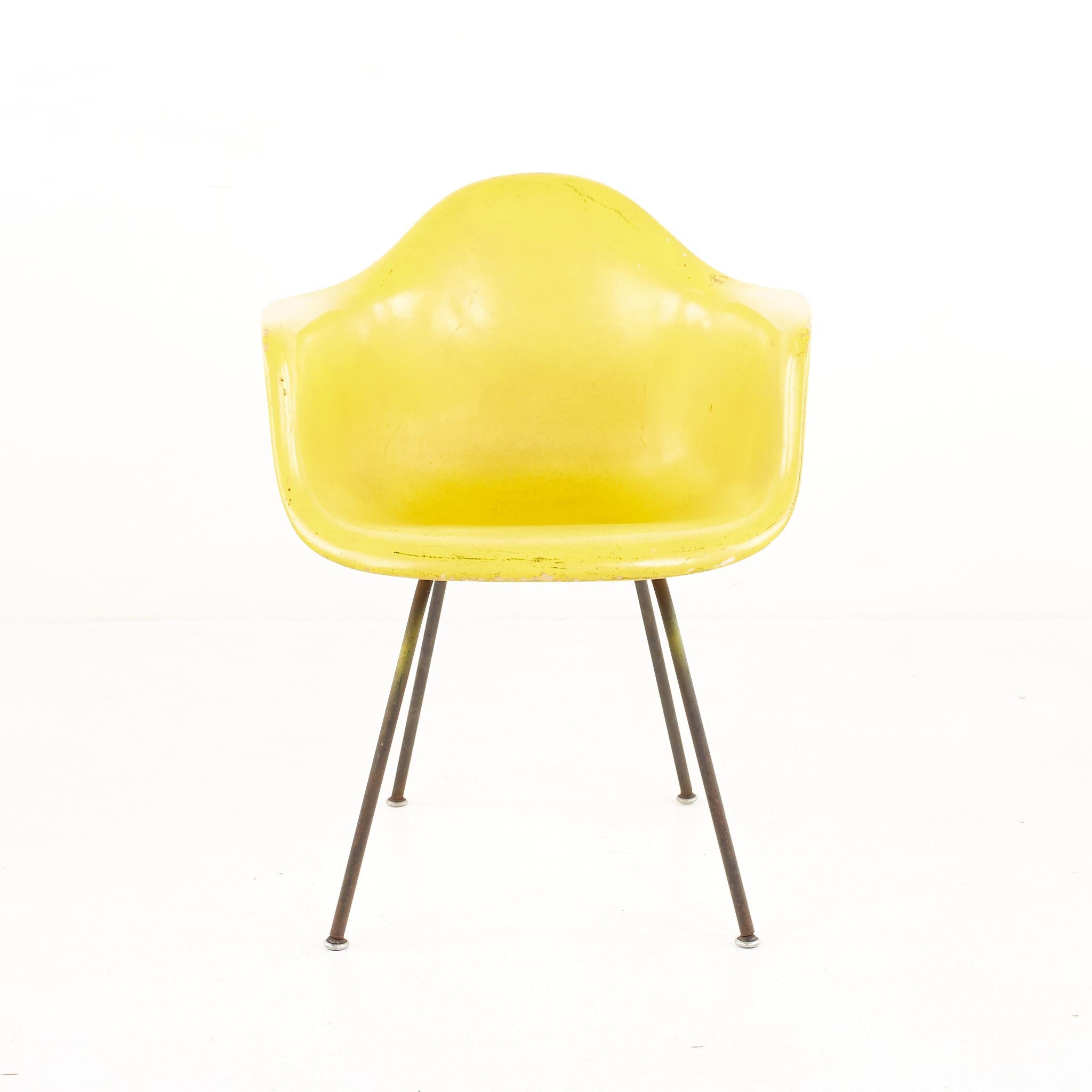 Eames For Herman Miller Mid Century Yellow Fiberglass Shell Chair

The chair measures: 24.75 wide x 22 deep x 31.25 high, with a seat height of 18 inches and arm height of 26 inches 

All pieces of furniture can be had in what we call restored