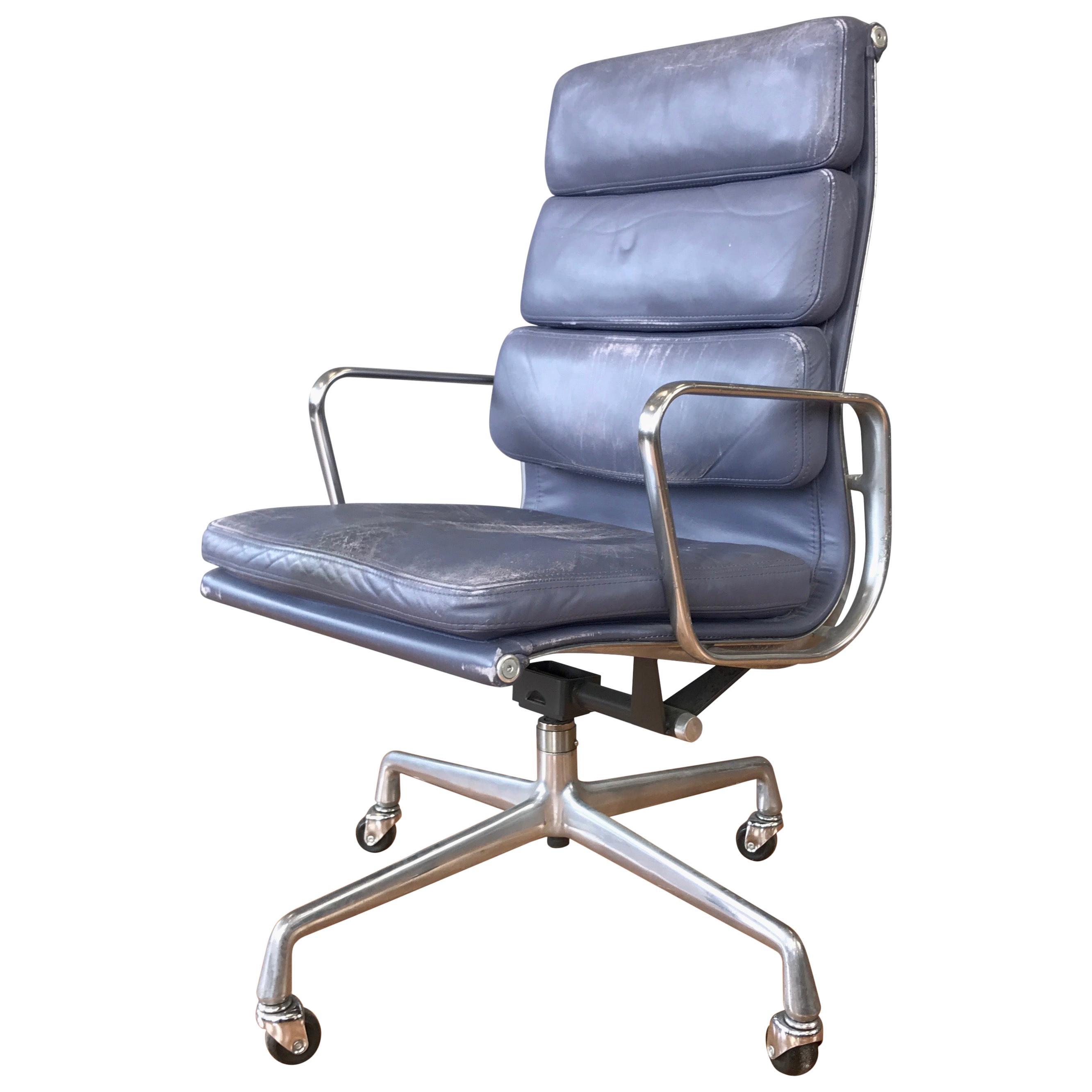 Eames for Herman Miller Periwinkle Leather Soft Pad Executive Chair, 1985