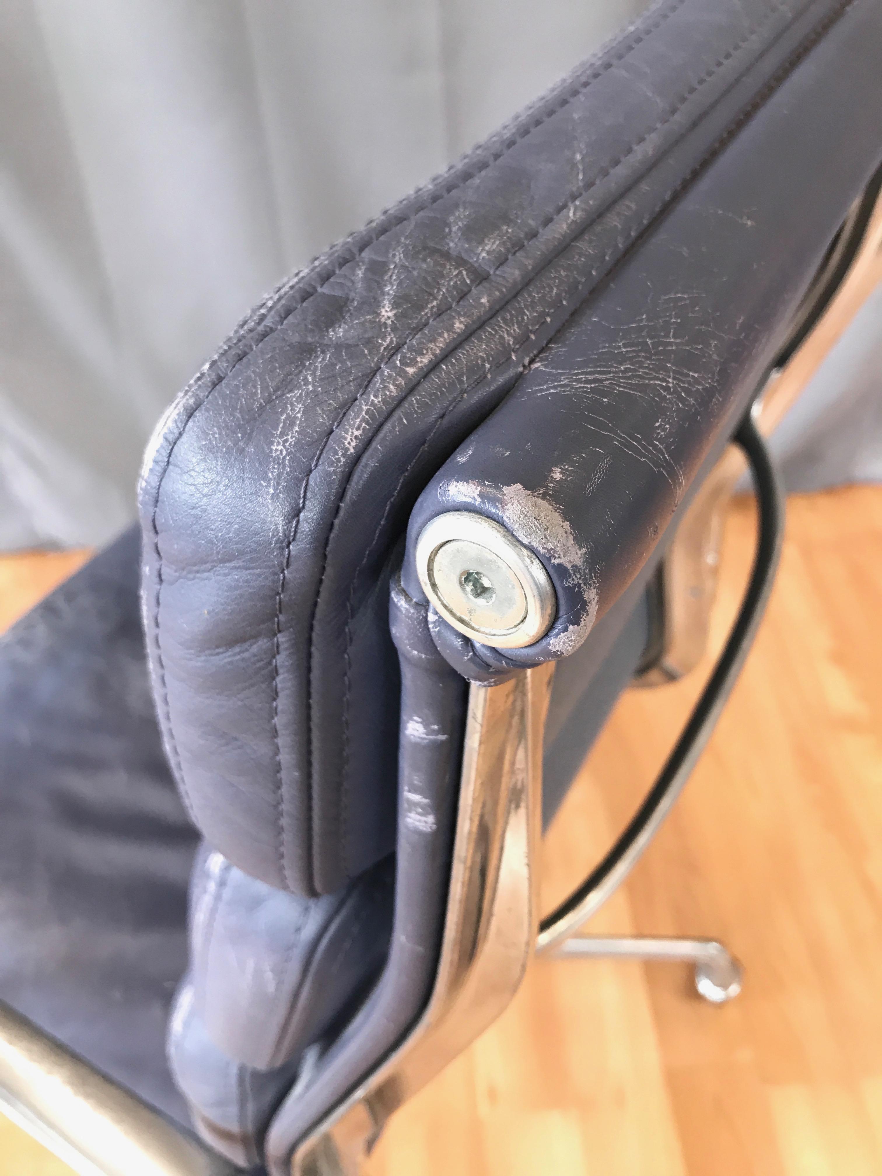 Eames for Herman Miller Periwinkle Leather Soft Pad Executive Chair, 1985 5