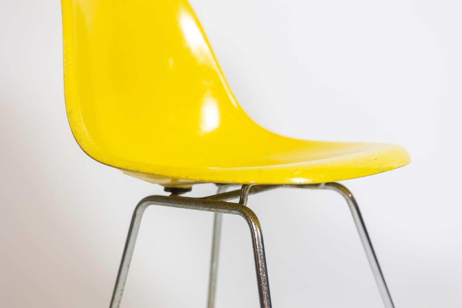Eames für Herman Miller, Serie von sechs Stühlen, 1960er-Jahre im Angebot 1