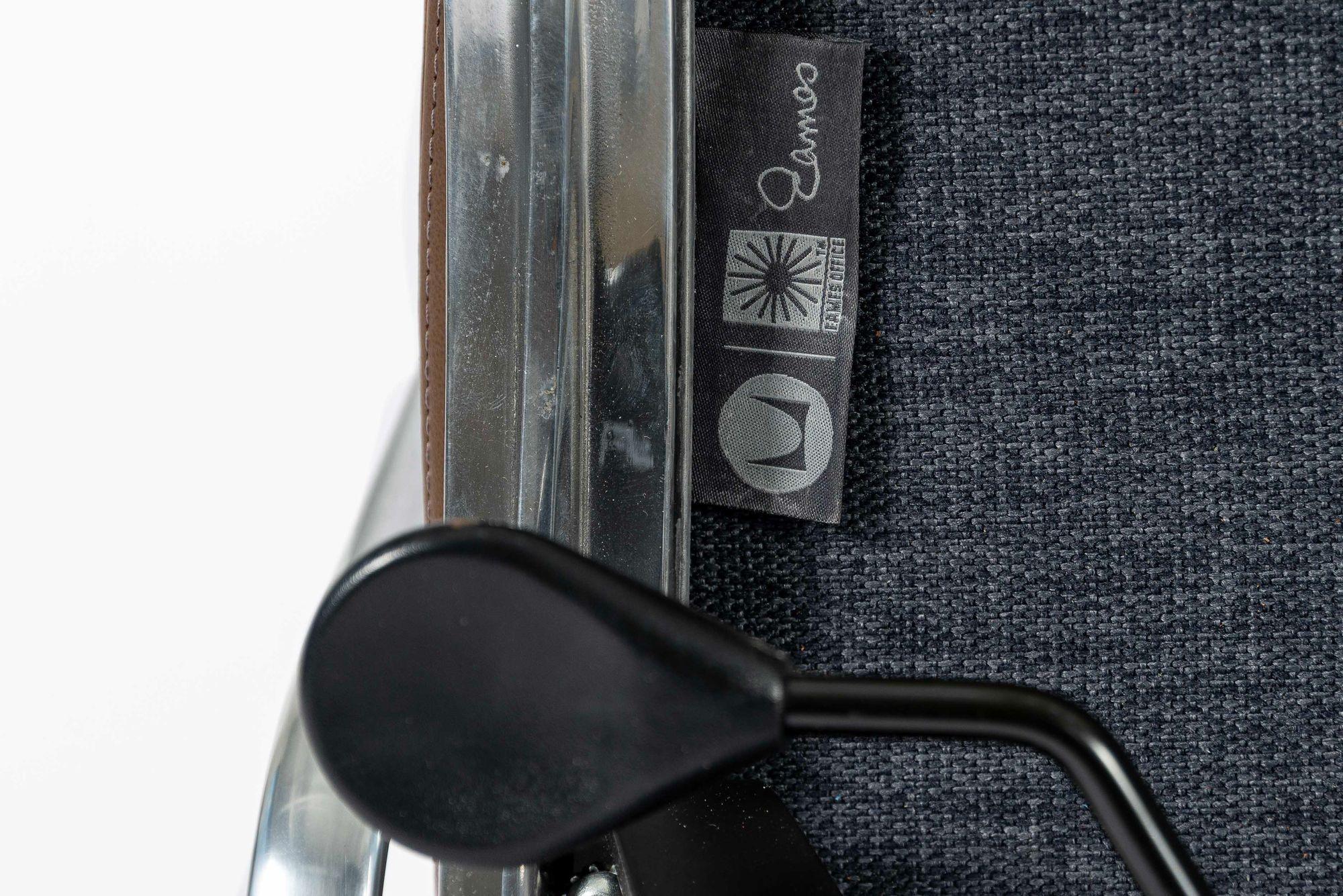 Eames für Herman Miller Großer brauner Leder-Schreibtischstuhl Soft Pad im Angebot 7