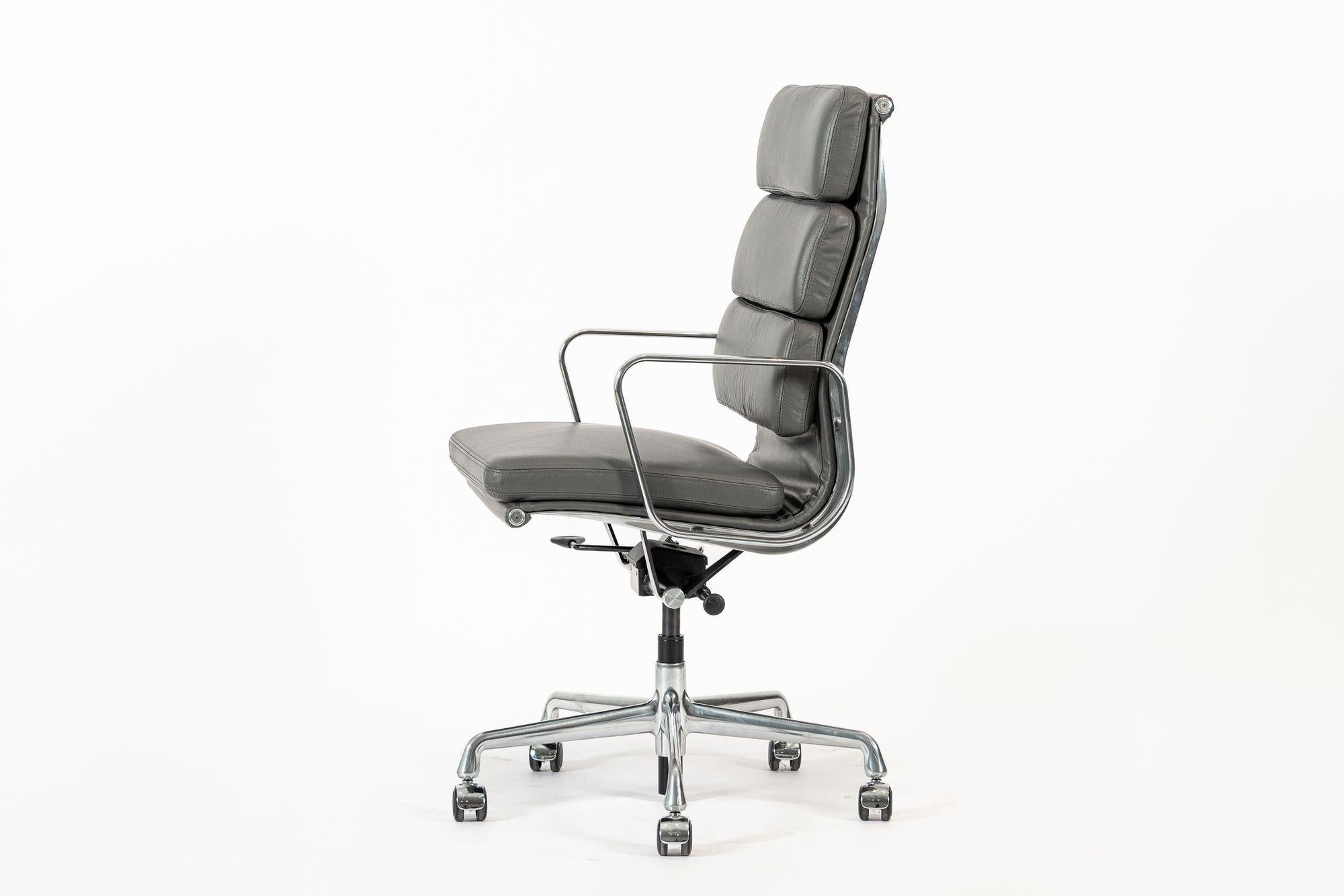 Eames for Herman Miller Tall Gray Desk Chair Aluminum Group For Sale 6