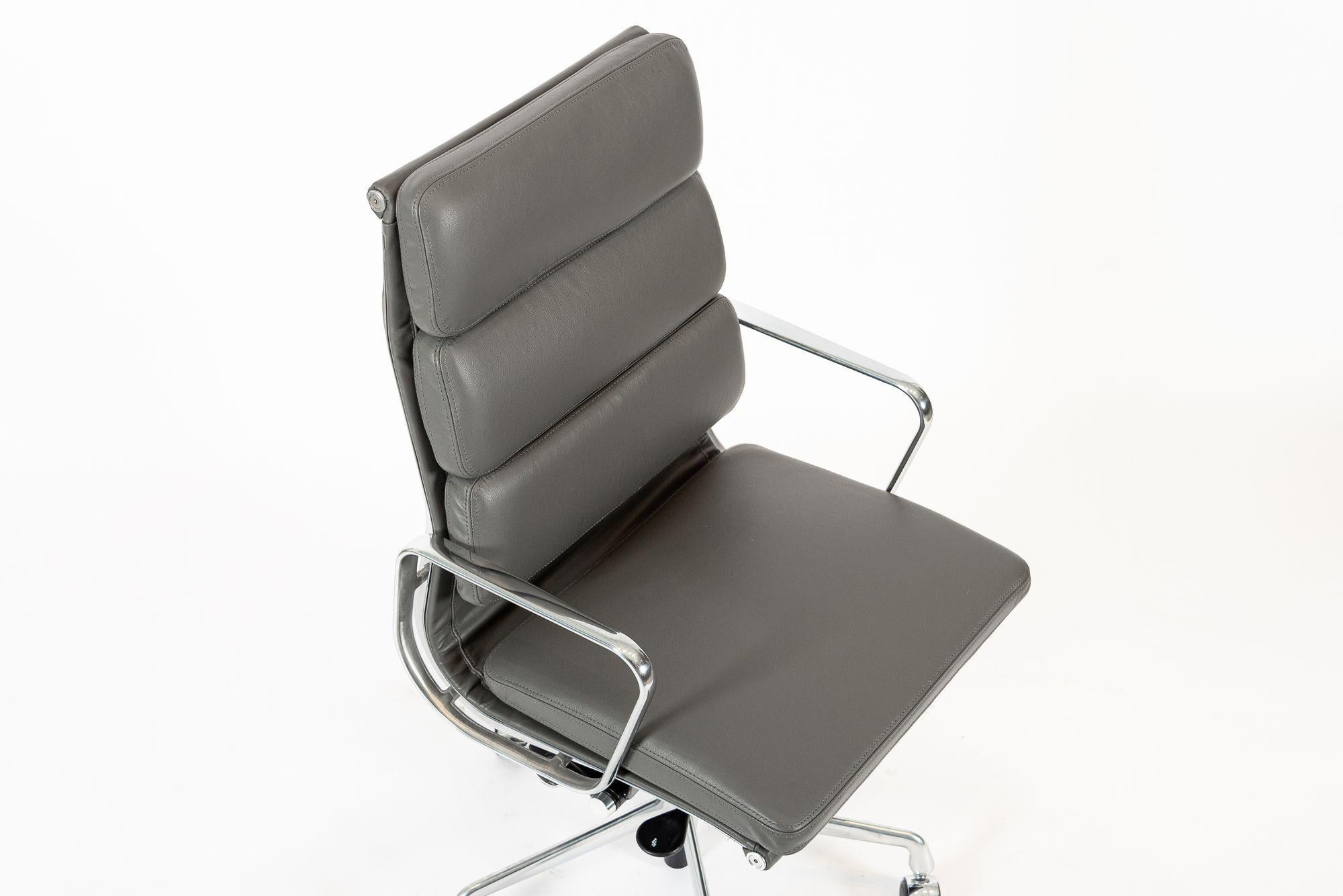 Eames for Herman Miller Tall Gray Desk Chair Aluminum Group For Sale 1