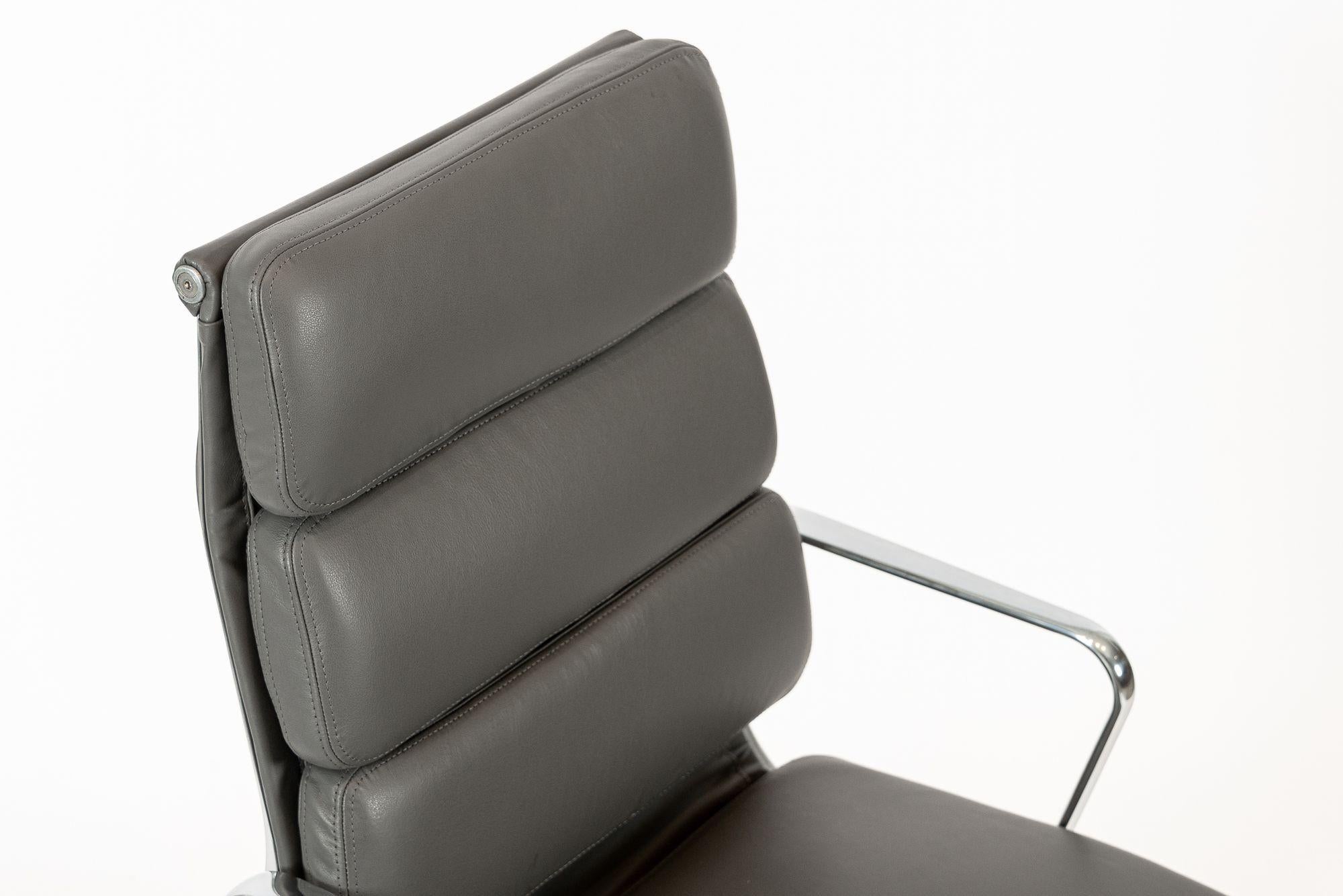 Eames for Herman Miller Tall Gray Desk Chair Aluminum Group For Sale 2