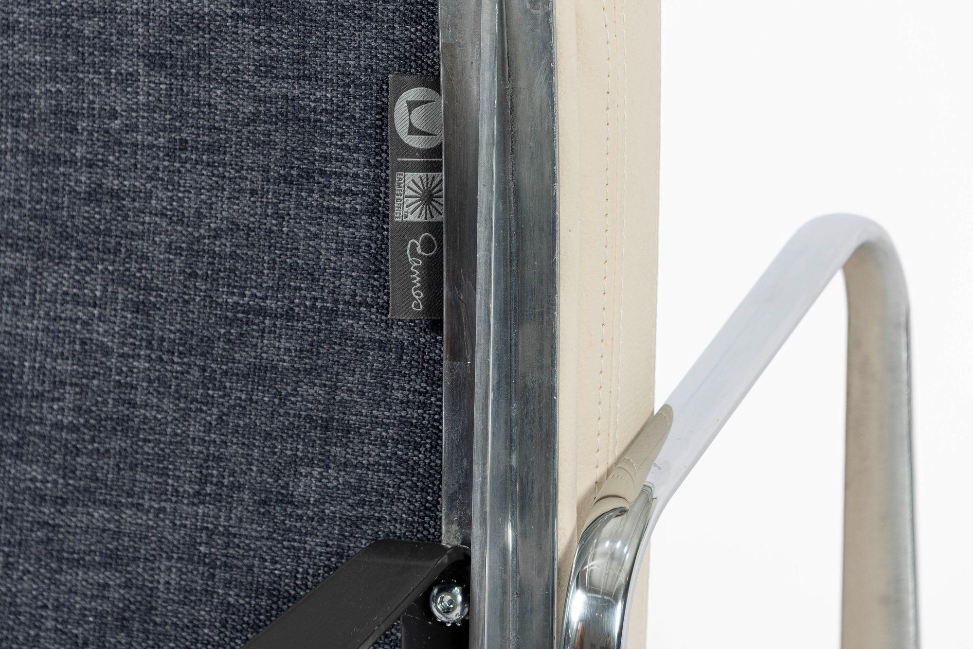 Silla de oficina Eames para Herman Miller color crema tostado en piel Schumacher VEGAN en venta 6