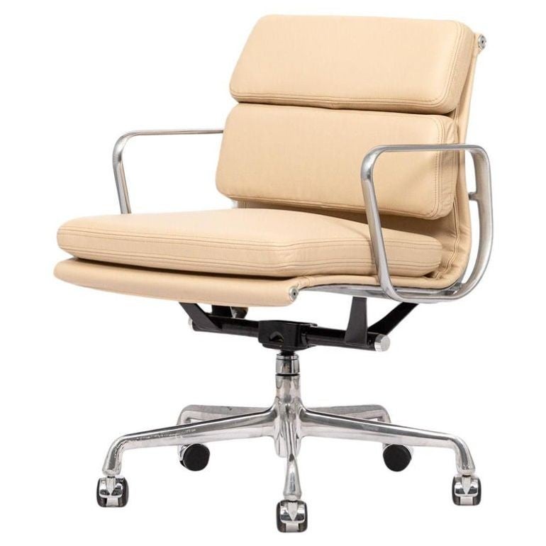 Eames para Herman Miller Silla de escritorio de piel tostada años 2000