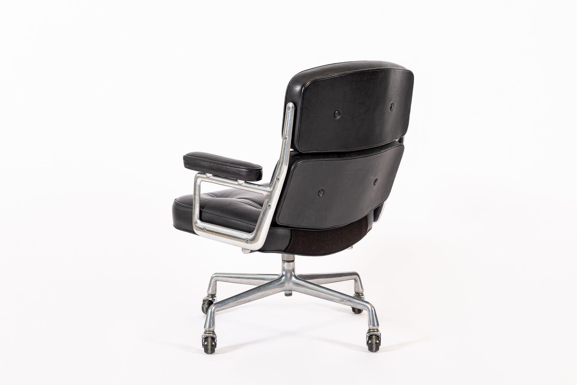 Eames for Herman Miller Time Life Black Leather Office Chair 1981 For Sale 5