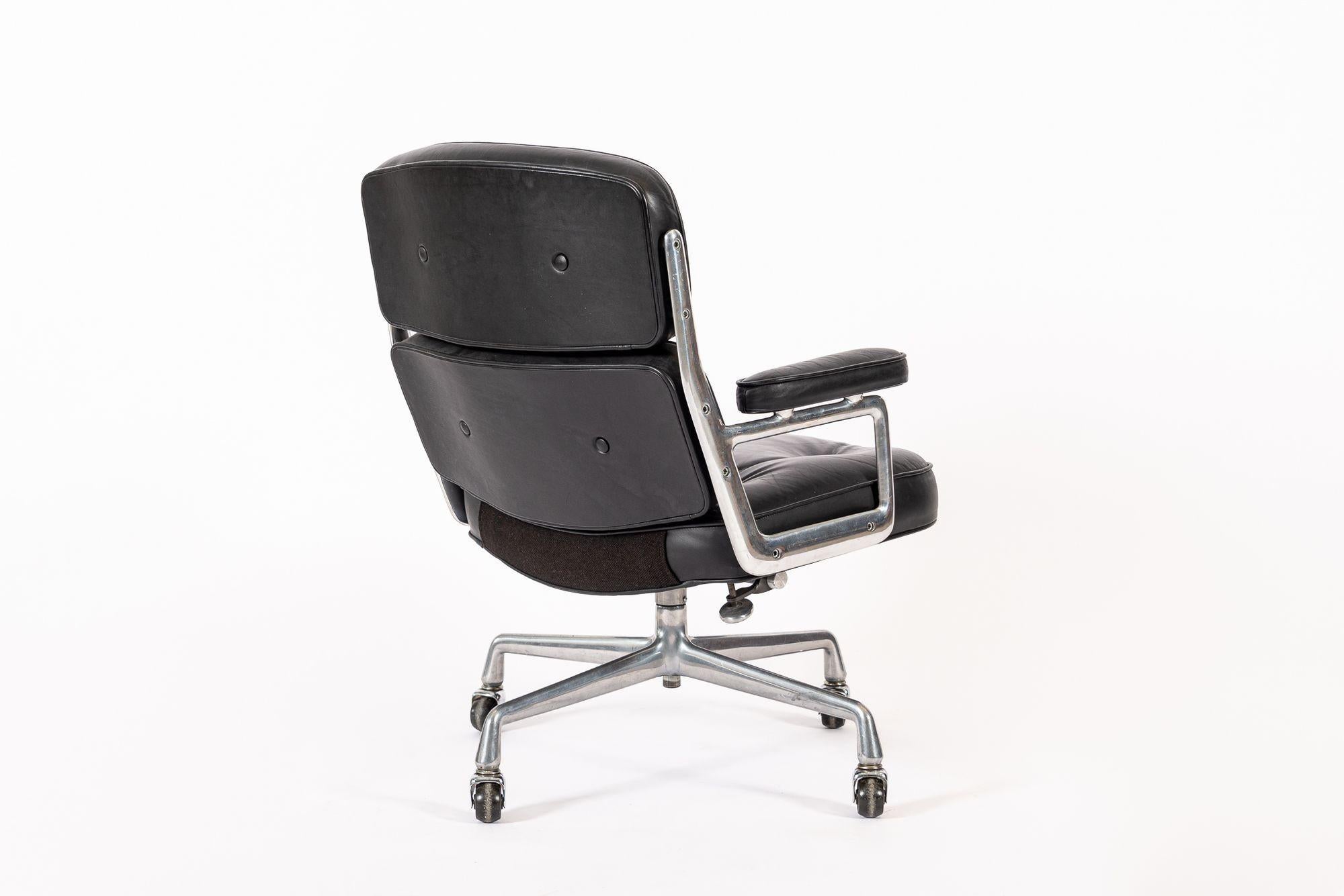 Eames for Herman Miller Time Life Black Leather Office Chair 1981 For Sale 6