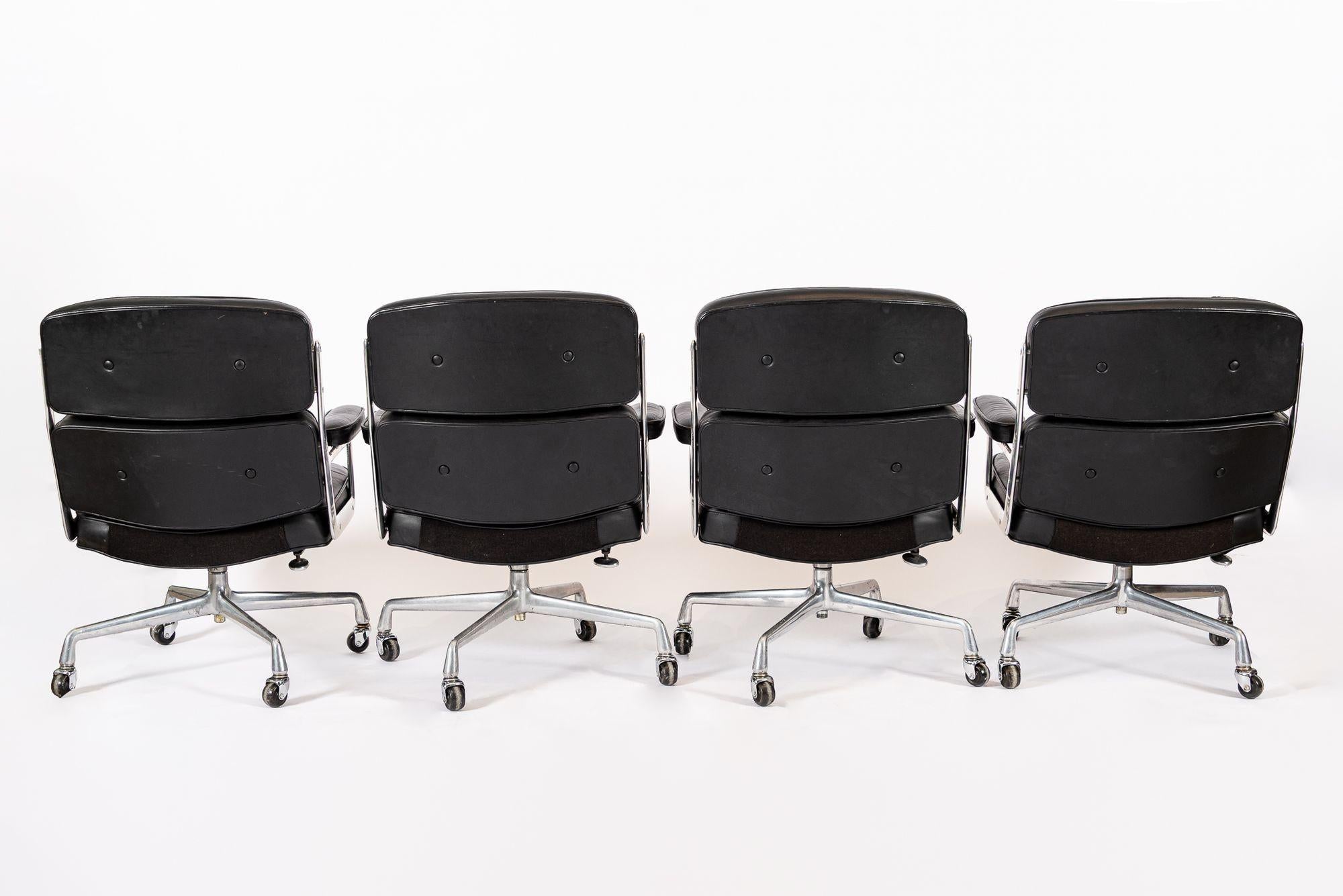 Eames for Herman Miller Time Life Black Leather Office Chairs 1980s In Good Condition For Sale In Detroit, MI
