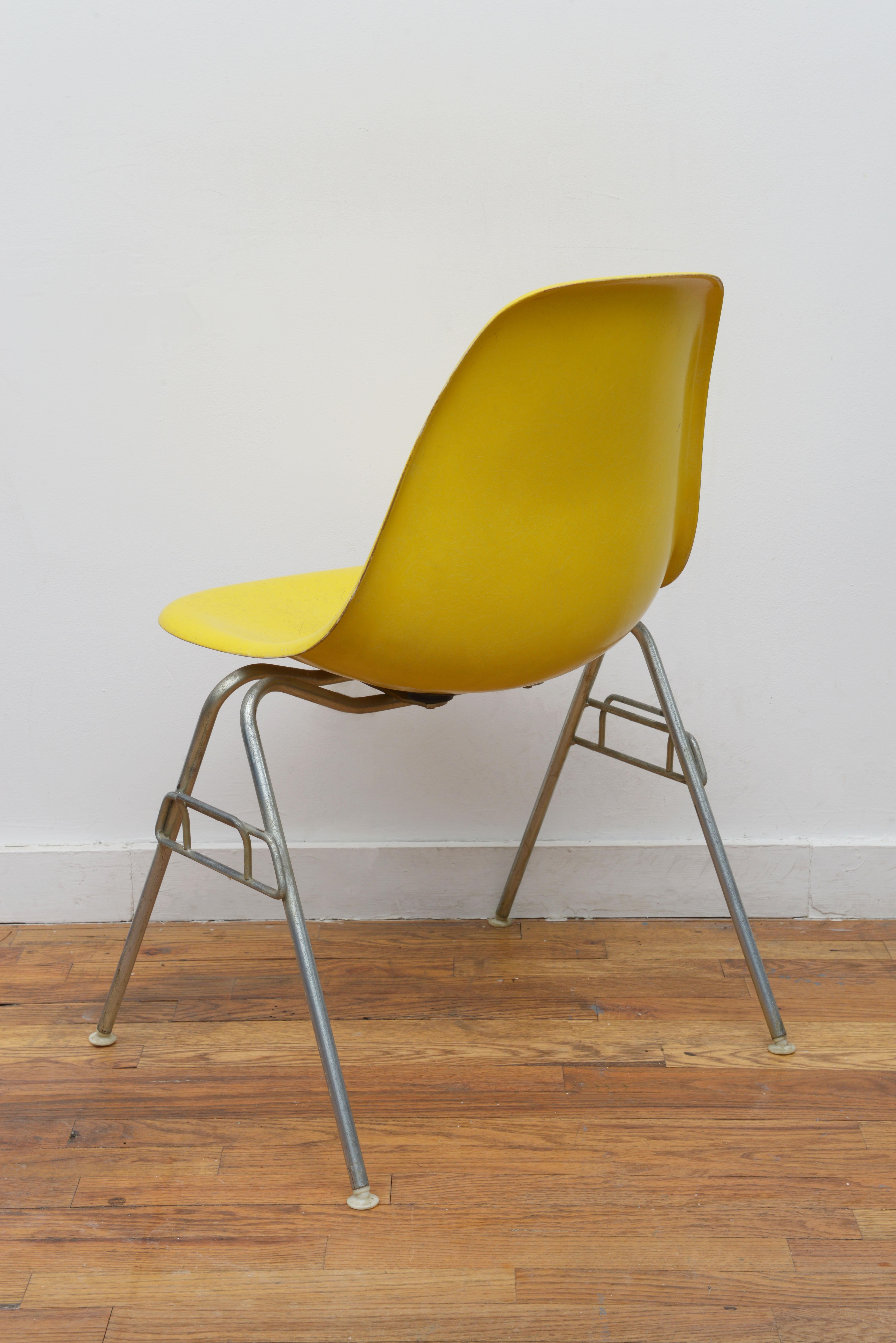 Mid-Century Modern Eames for Herman Miller Yellow Dss Fiberglass Chair 1950s 'Signed'