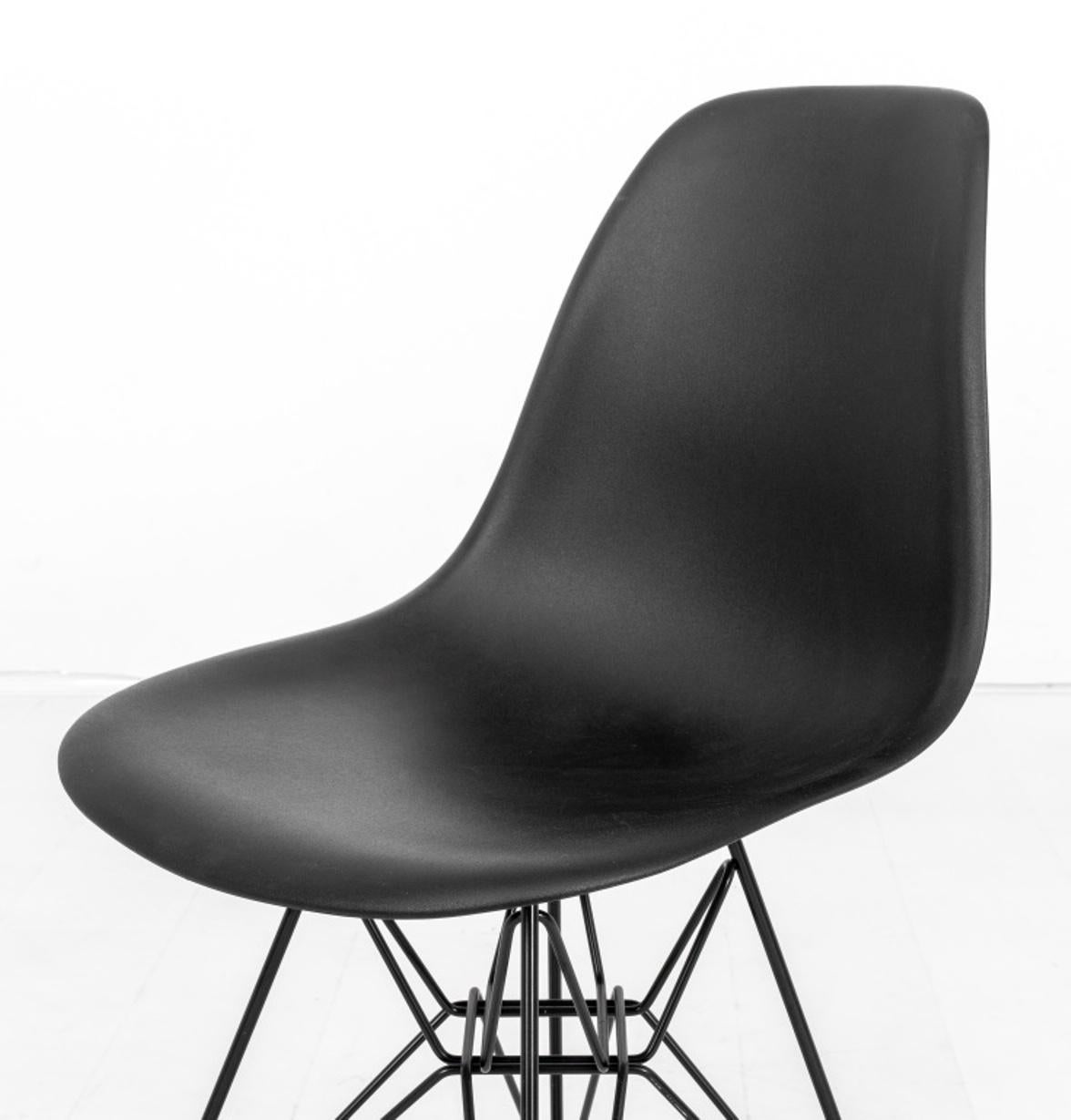 Plastic Eames for Miller Black Shell Side Chairs, Pair For Sale