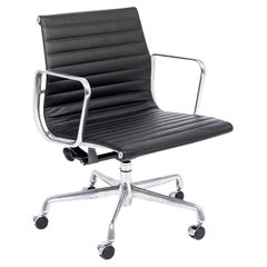 Eames Herman Miller Silla de oficina de cuero negro Aluminum Group
