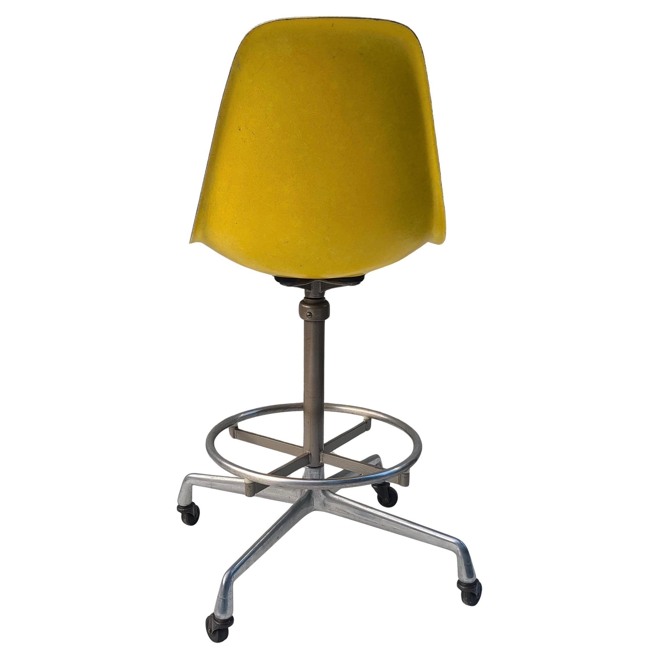 Eames Herman Miller Drafting Stool Shell Chair (Mitte des 20. Jahrhunderts) im Angebot