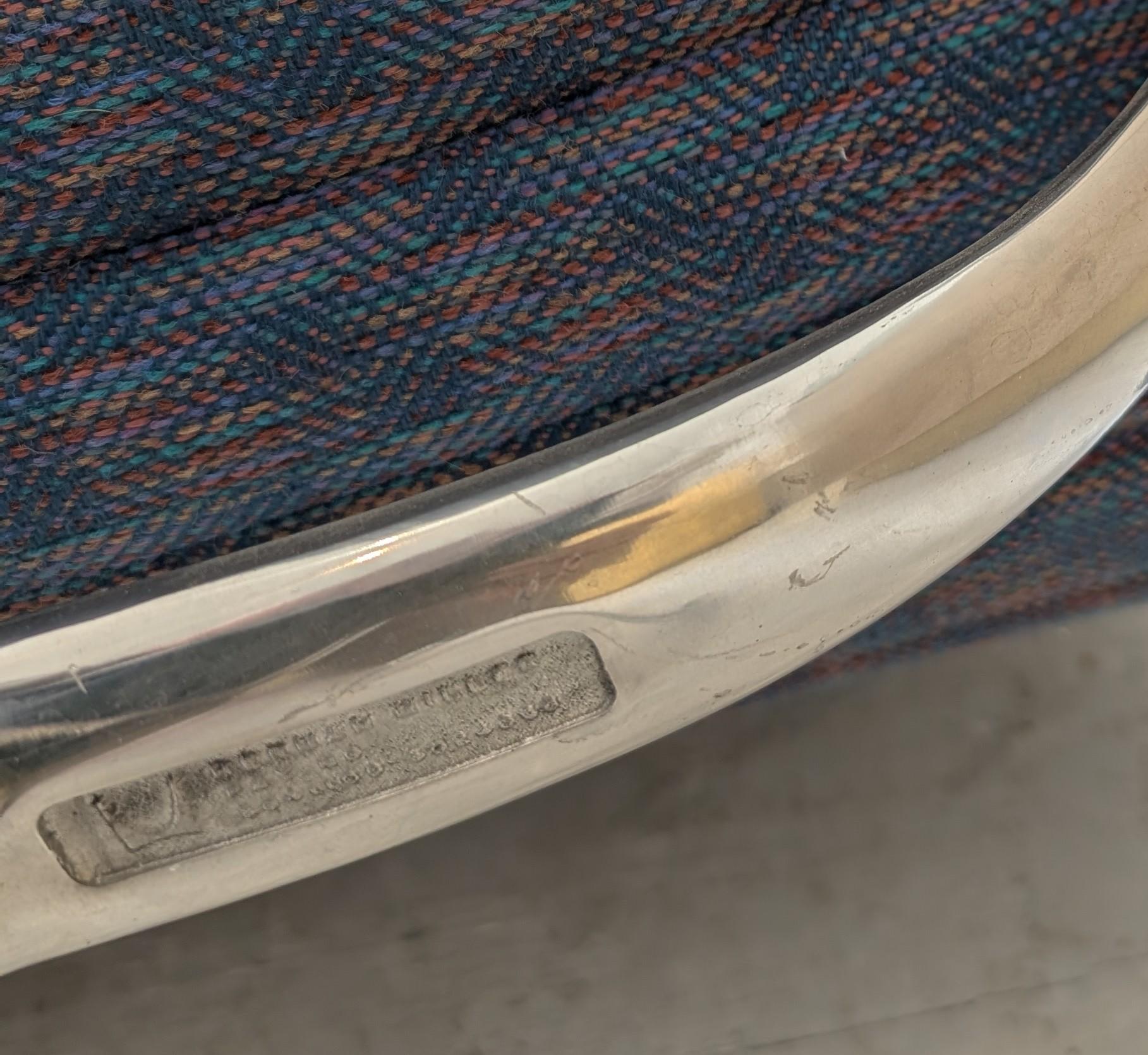 Eames Herman Miller EA108 Dreh-Schreibtischstühle, USA 1970er Jahre. Zwei verfügbar im Angebot 8