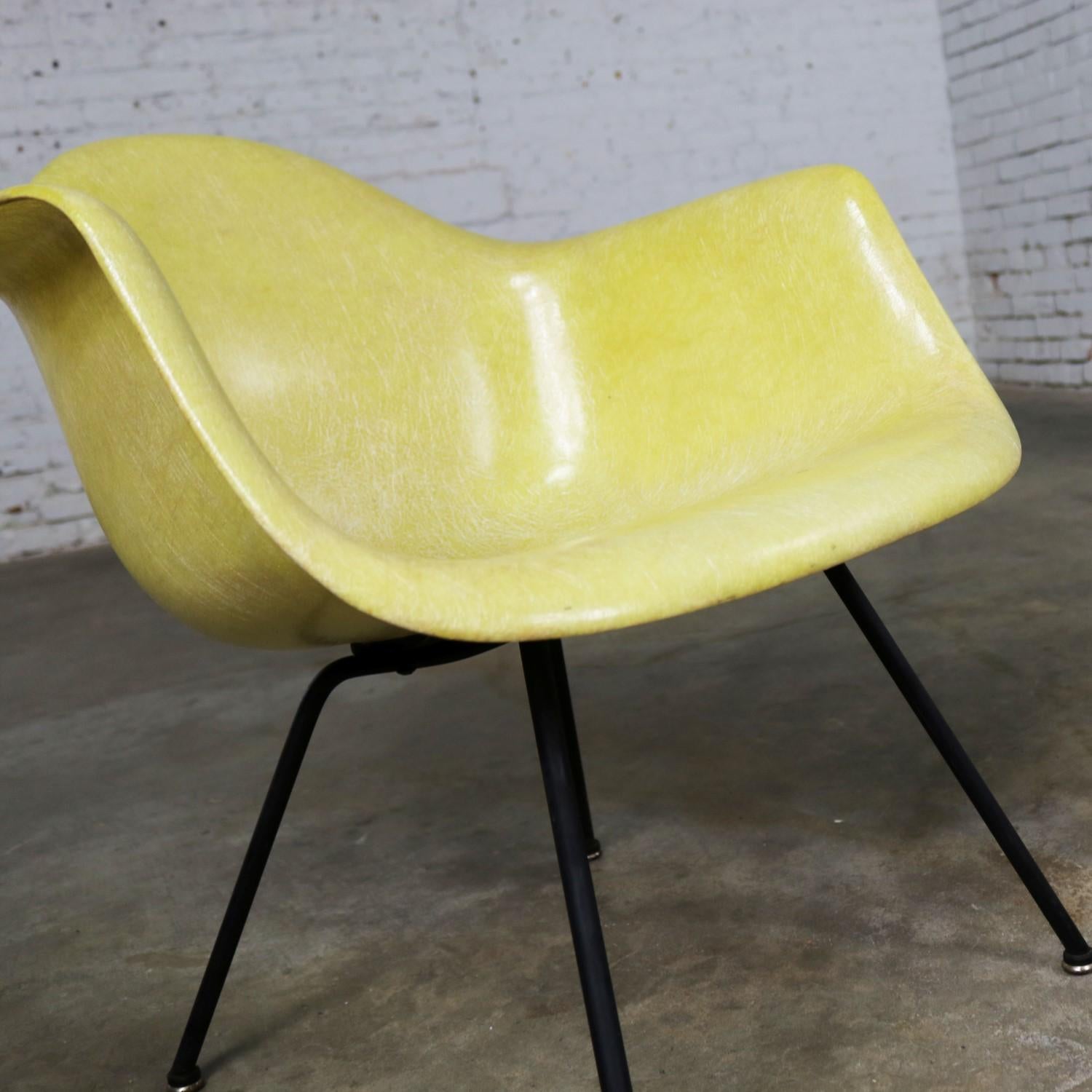 herman miller shell chair history