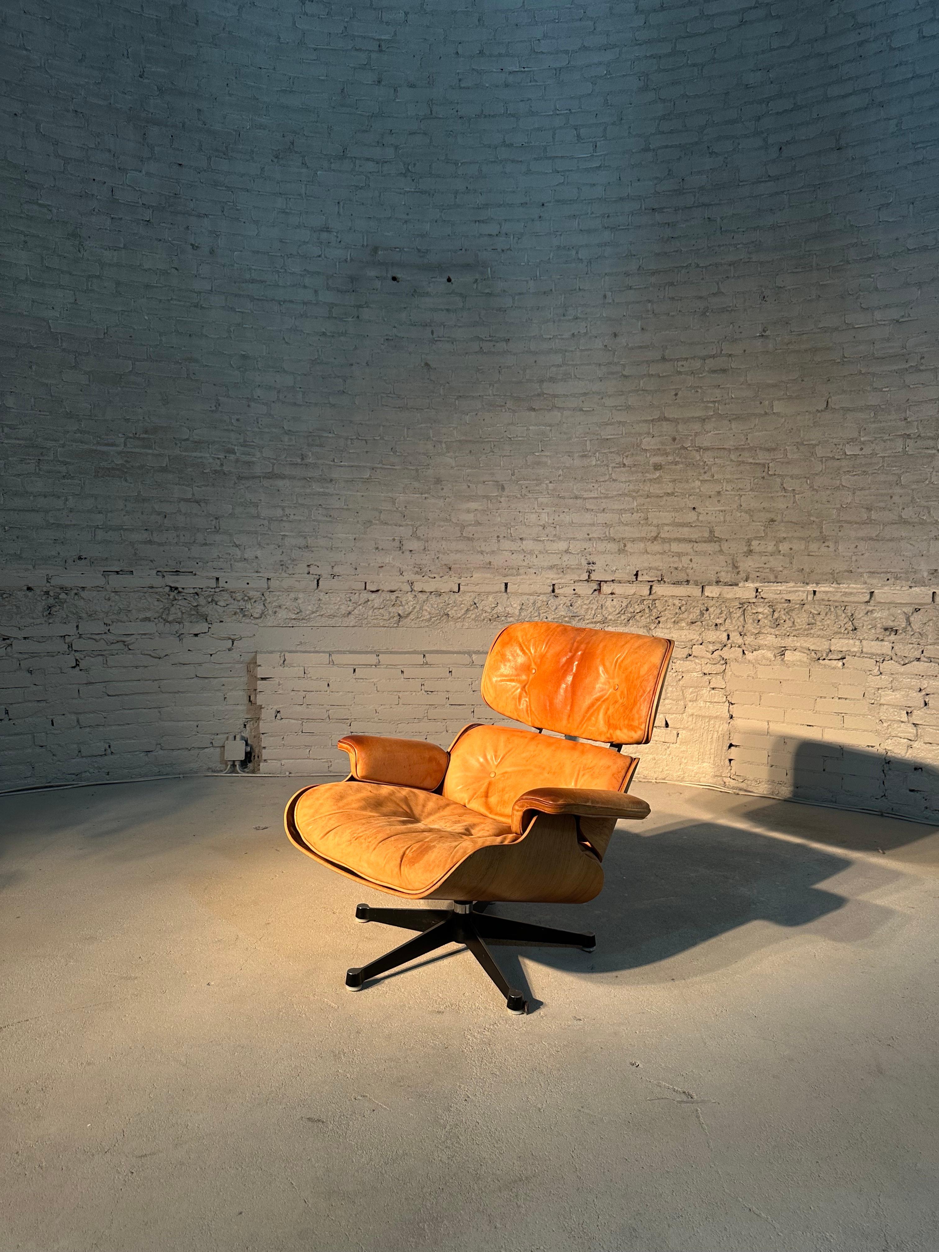 A unique set of Lounge Chairs plus Ottoman by Charles and Ray Eames for Herman Miller.

Beautiful edition of the classic Eames Lounge chair (model 670) and Ottoman (model 671). Executed in palissander and cognac leather in an amazing patina.