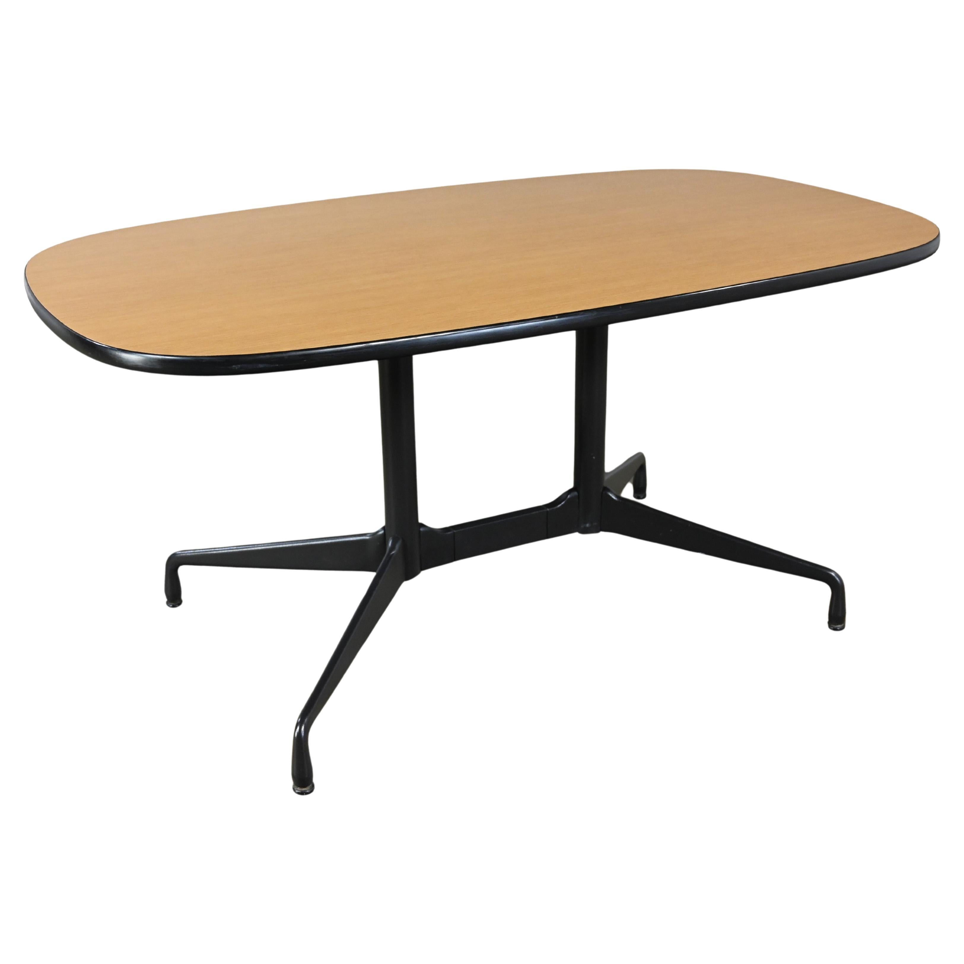 Eames Herman Miller Oval Conference Dining Table Universal Segmented Laminate #2 For Sale