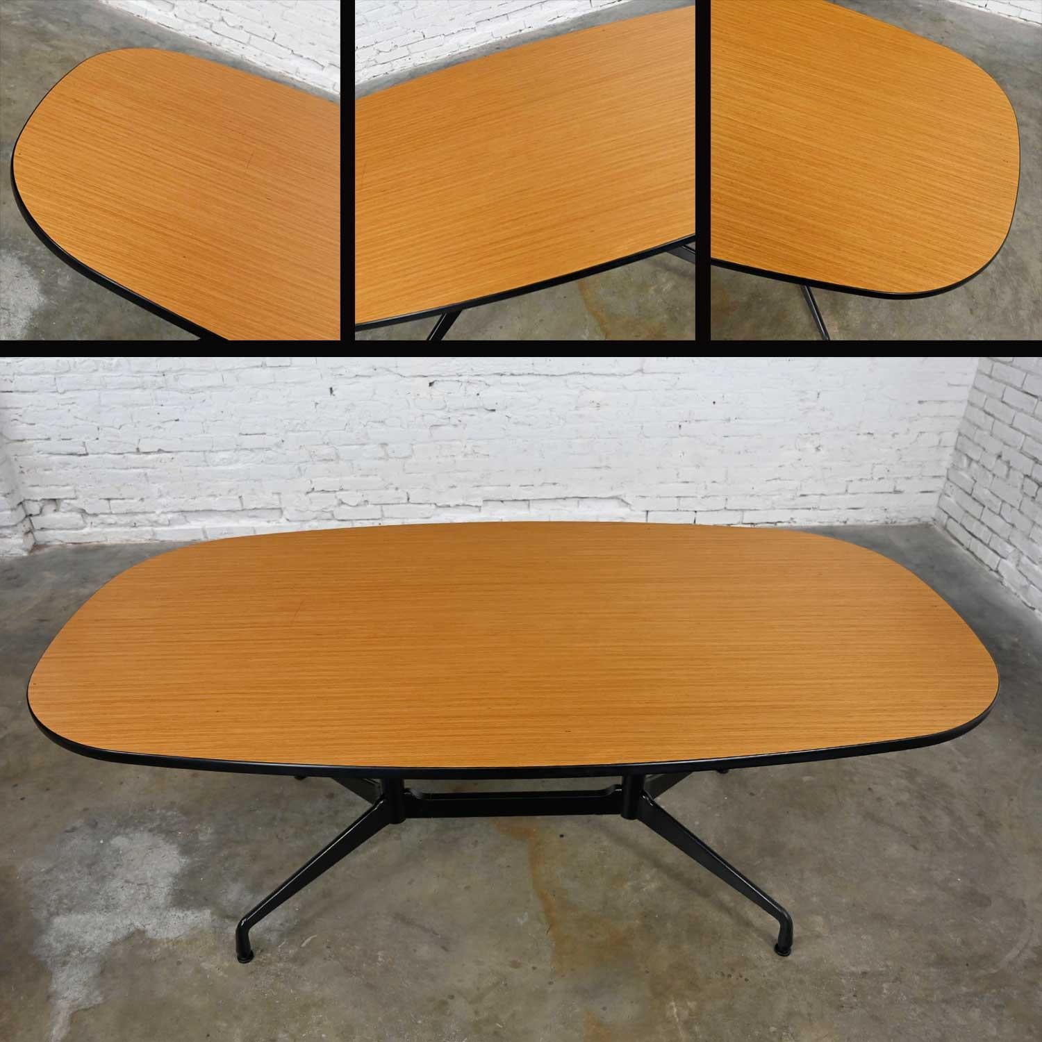 Eames Herman Miller Oval Conference or Dining Table Universal Segmented Base 2