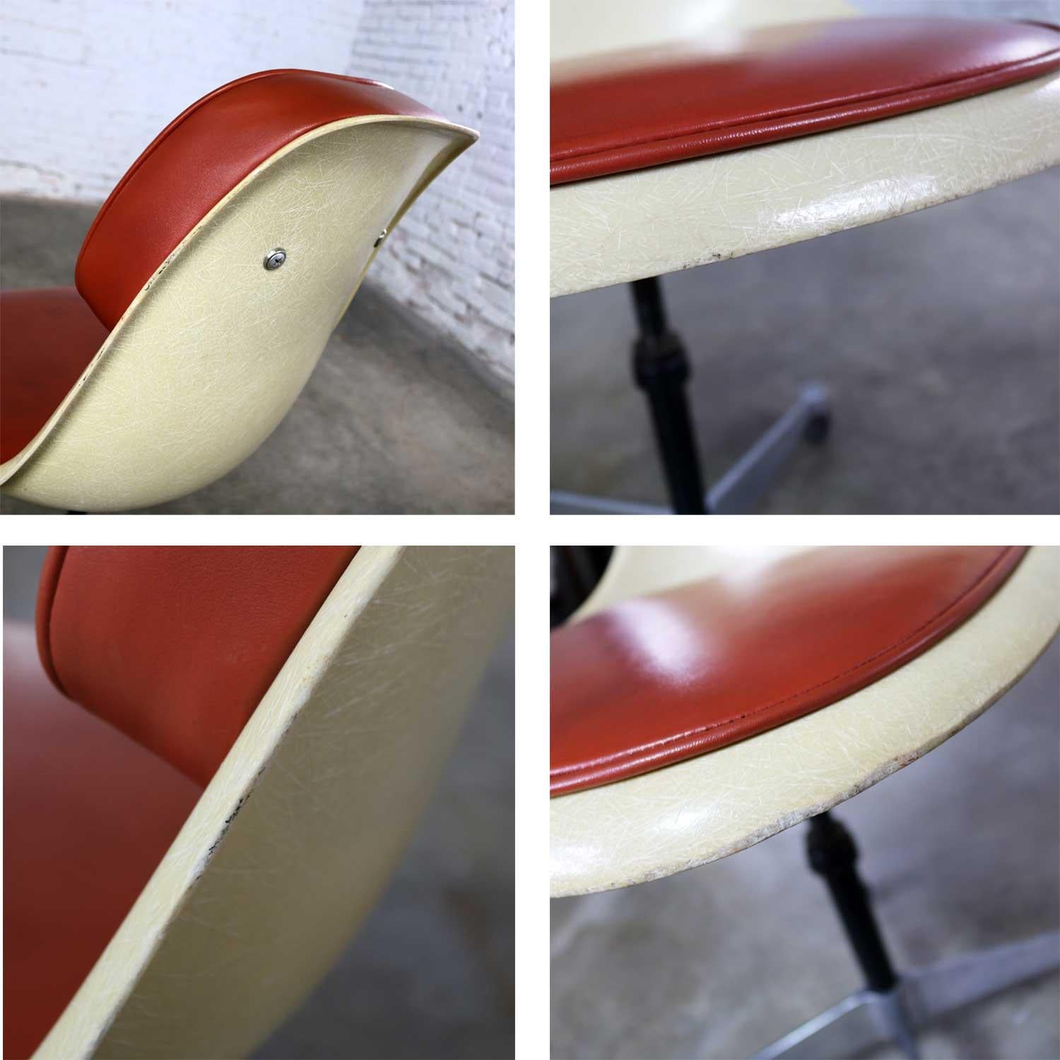 Eames Herman Miller PSCC-A-4 Pivoting Task Shell Chair Pair Contract Base Castor 3