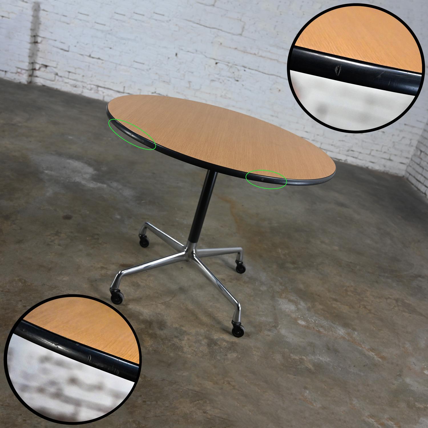 Eames Herman Miller Round Table Universal Base Casters & 36” Blonde Laminate Top For Sale 7