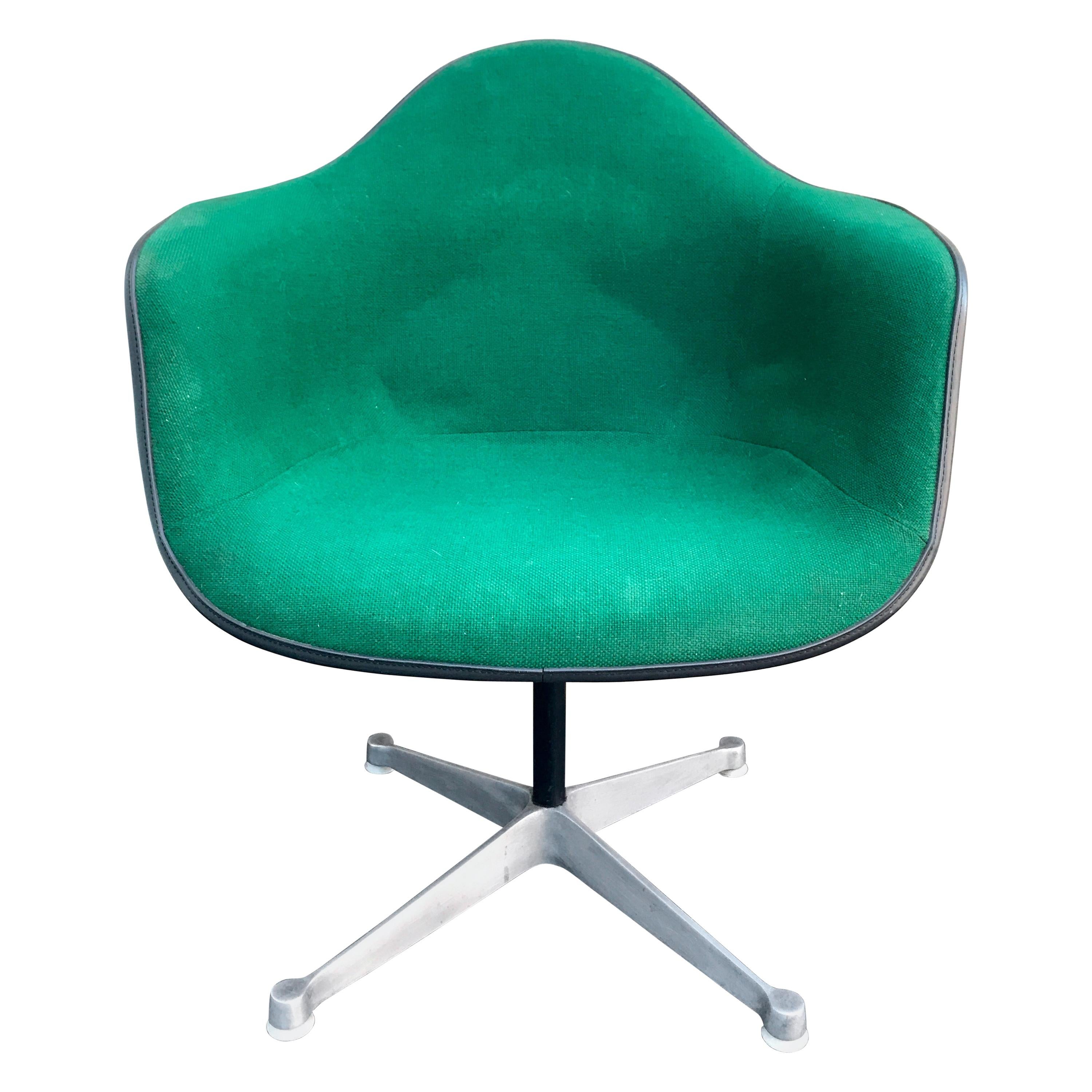 Eames Herman Miller Shell Chair with Rare Green Fabric and Swivel Base For Sale