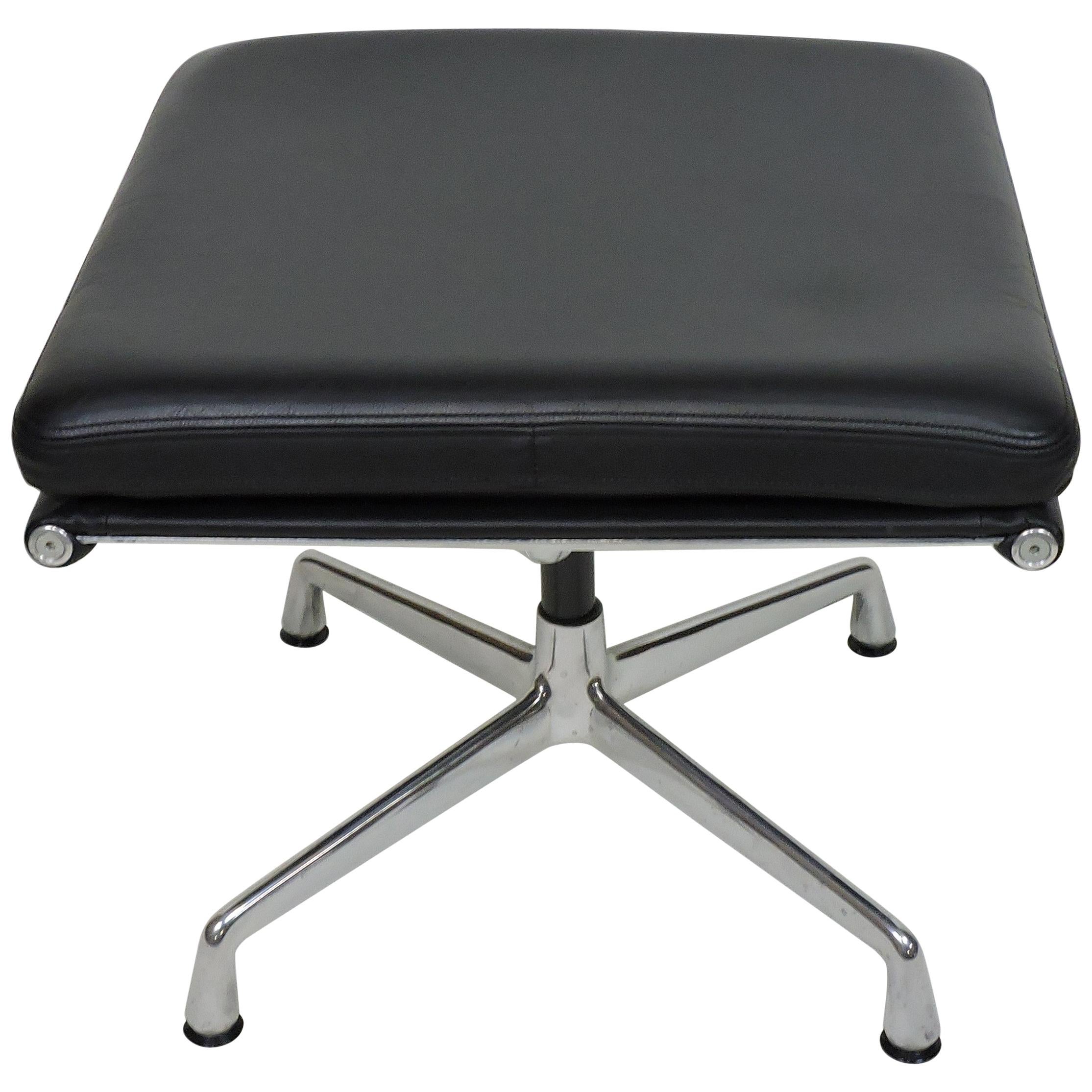 Eames Herman Miller Soft Pad Aluminum Group Leather Foot Stool Ottoman