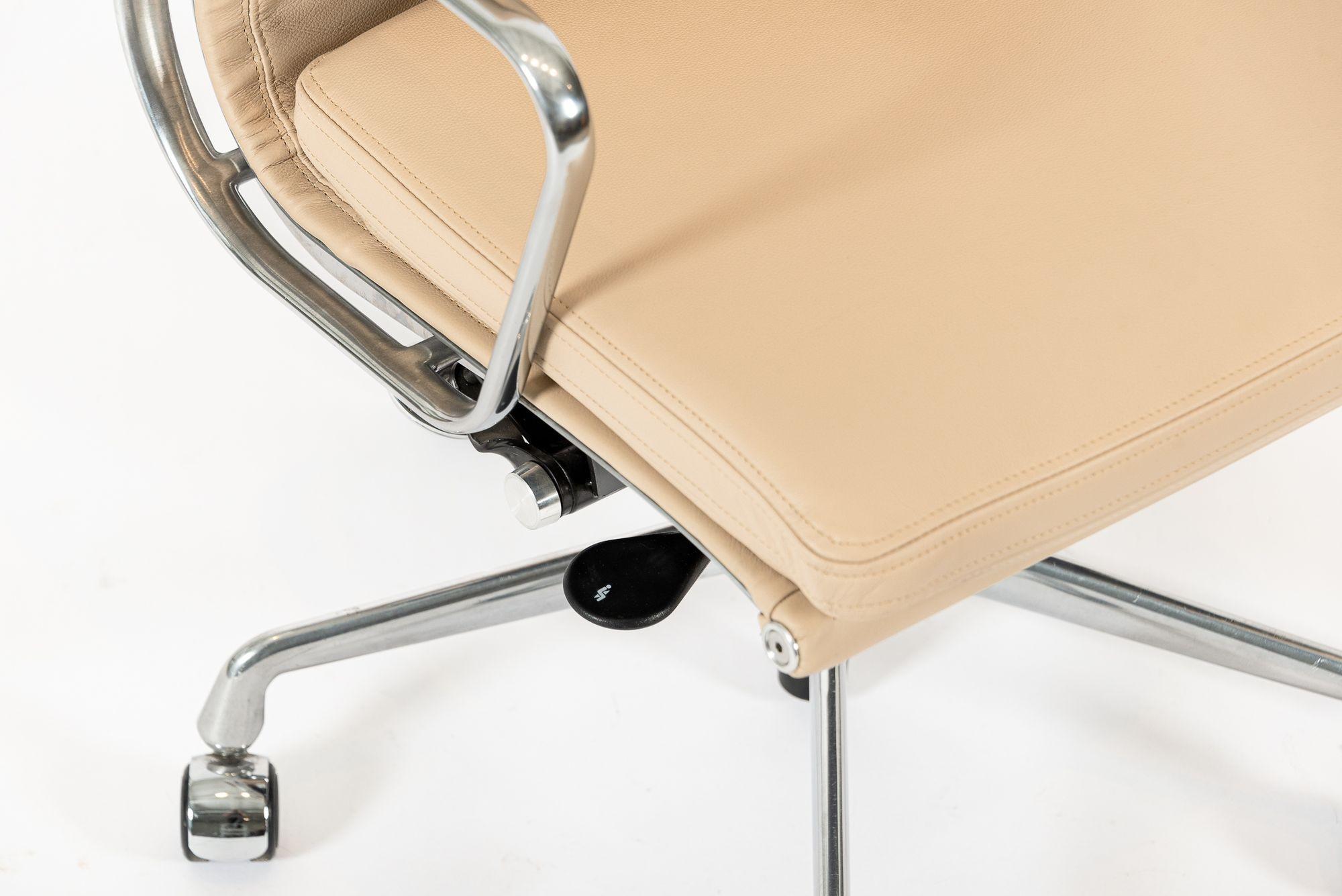 Eames Herman Miller Tall Cream Leather Office Chair Aluminum Group 9