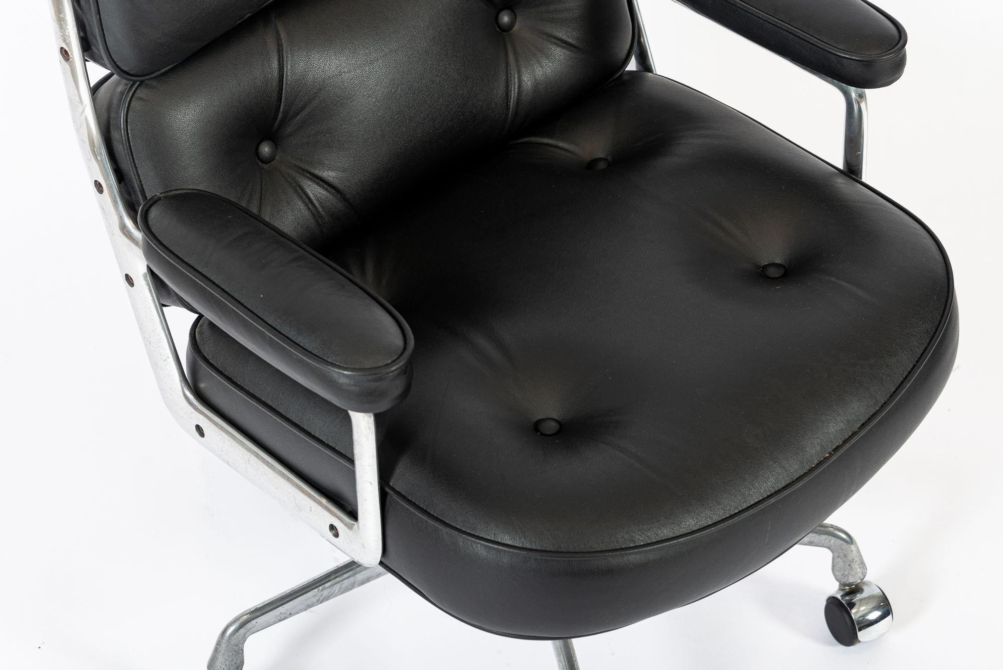 Sedia da ufficio in pelle nera Herman Miller A. Miller in vendita 6