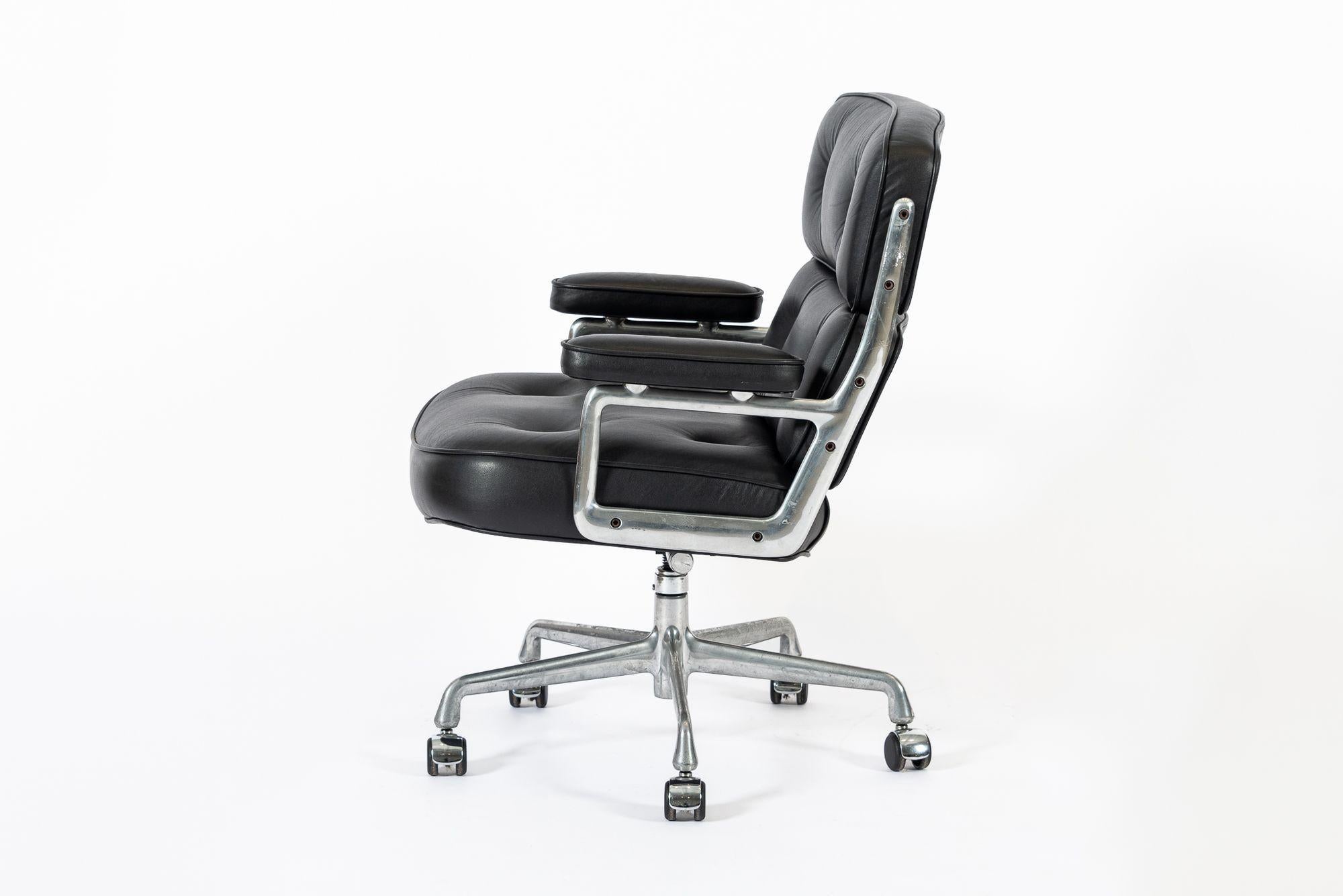 Americano Sedia da ufficio in pelle nera Herman Miller A. Miller in vendita