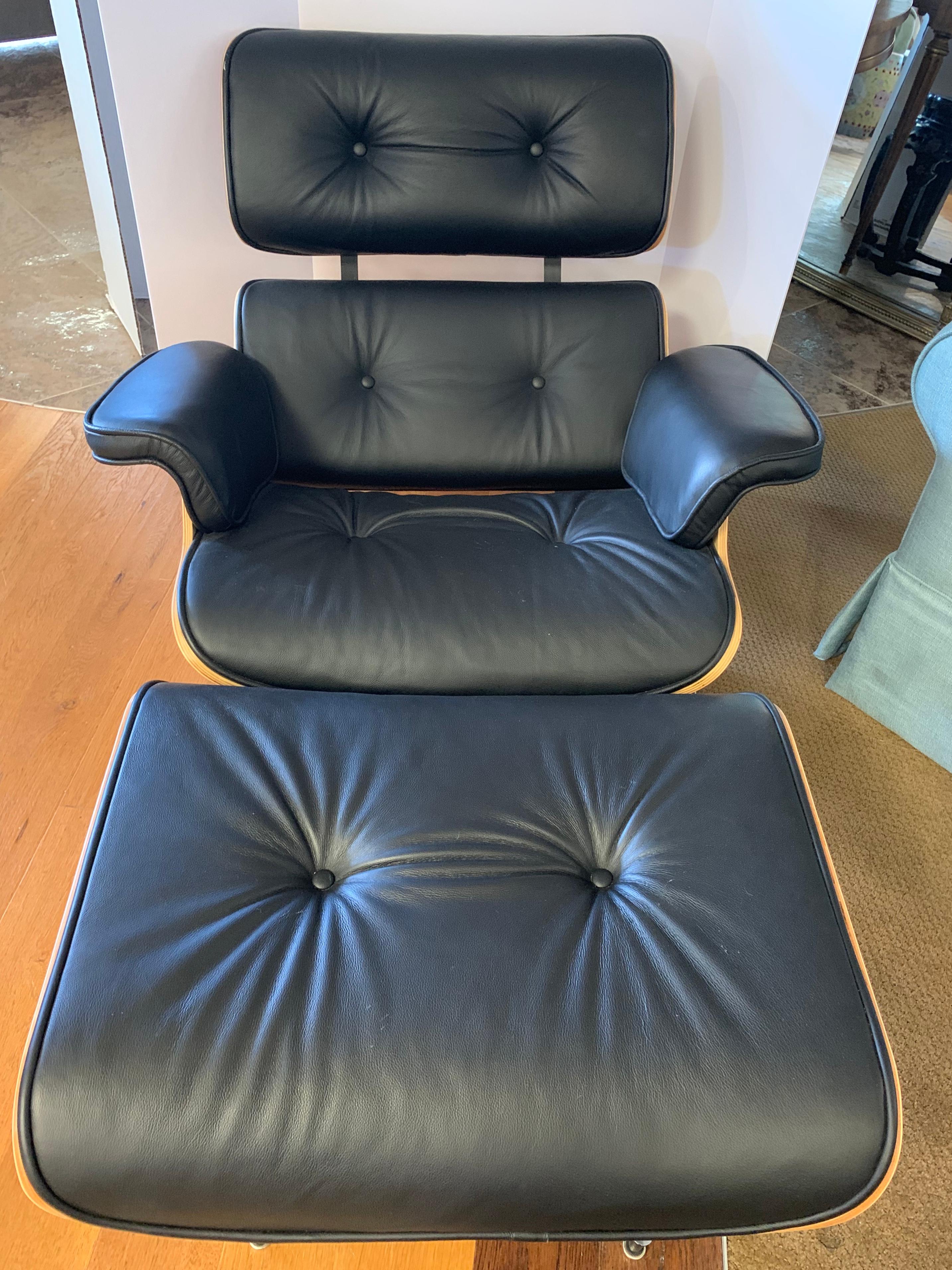 Mid-Century Modern Eames Iconic Herman Miller Style Lounge Chair and Ottoman Black Leather