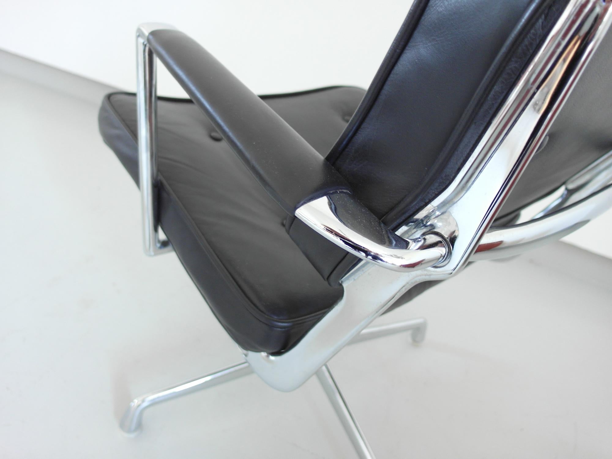 Eames Intermediate chair, early Fehlbaum production for Herman Miller, 1968-1973 10