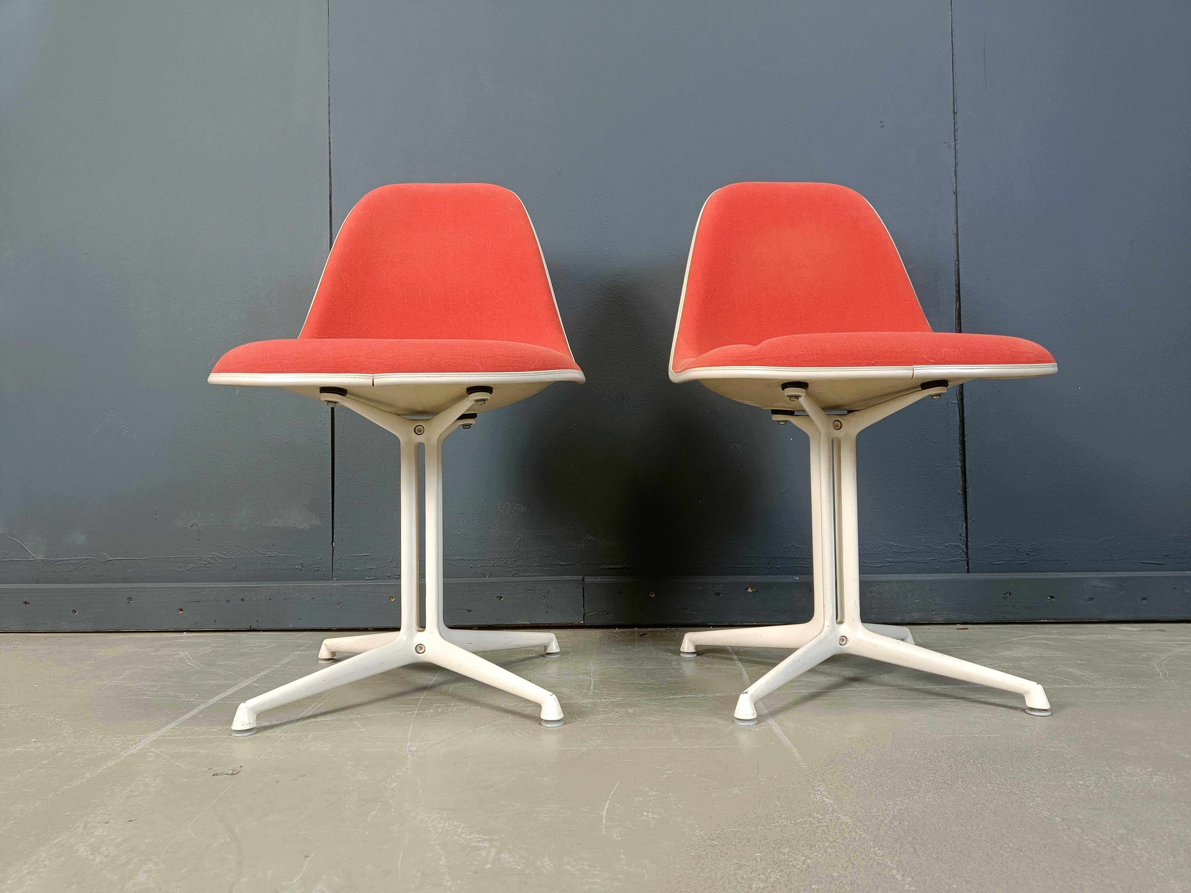 Sedie Eames La Fonda di Vitra, set di 2 anni '90 in vendita 1