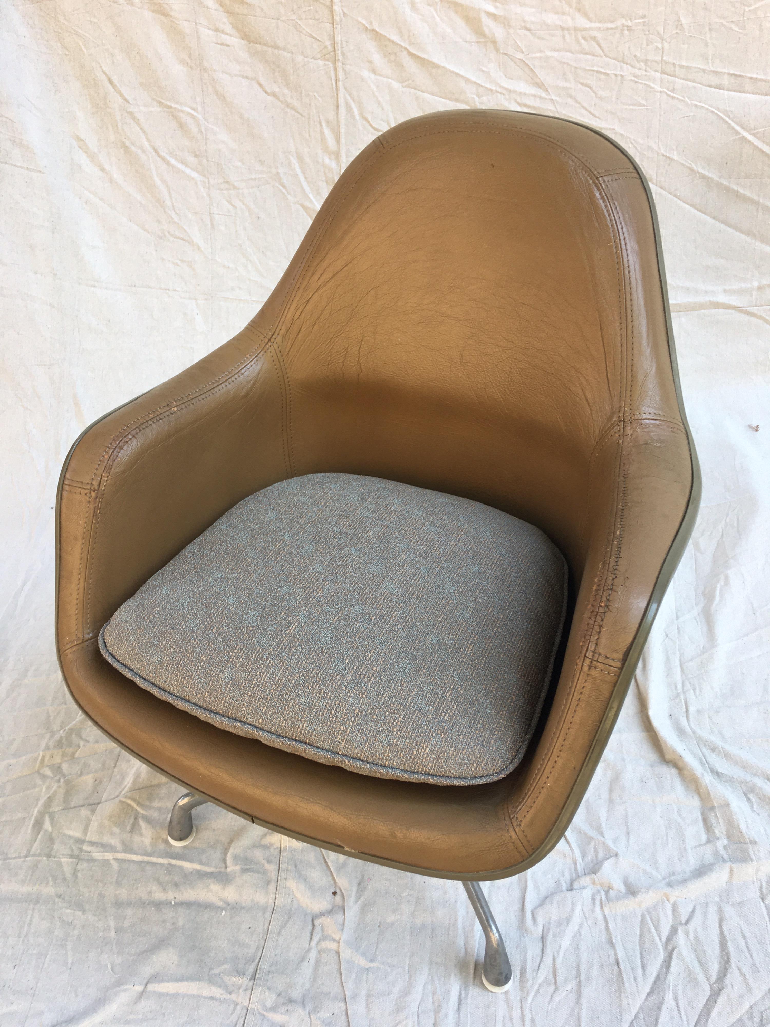 Eames Leather High Back Chairs In Good Condition In Philadelphia, PA