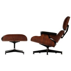 Eames Leather Lounge Chair und Ottoman