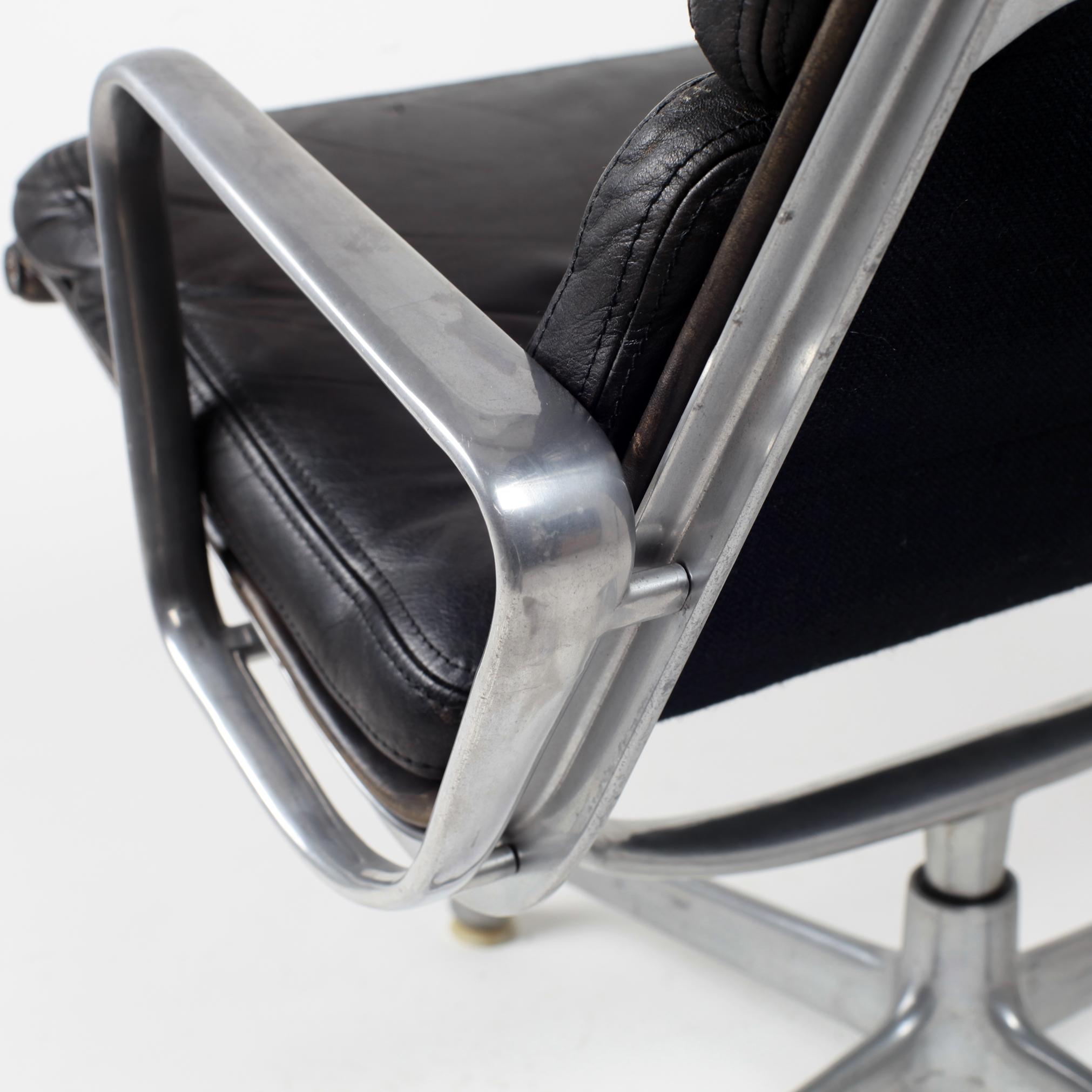 Eames Leather Swivel Soft Pad EA 216 Lounge Chair by Interform for Herman Miller 7