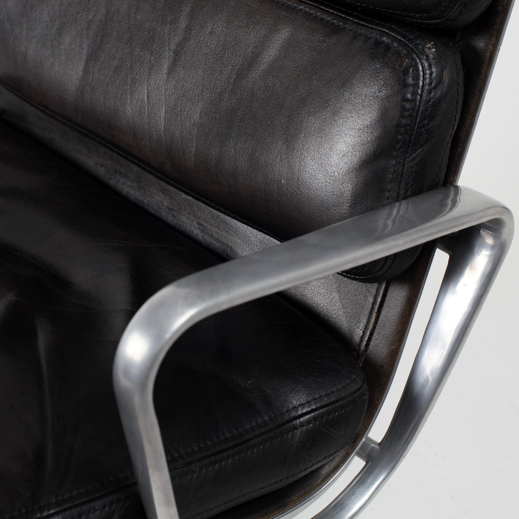 Late 20th Century Eames Leather Swivel Soft Pad EA 216 Lounge Chair by Interform for Herman Miller