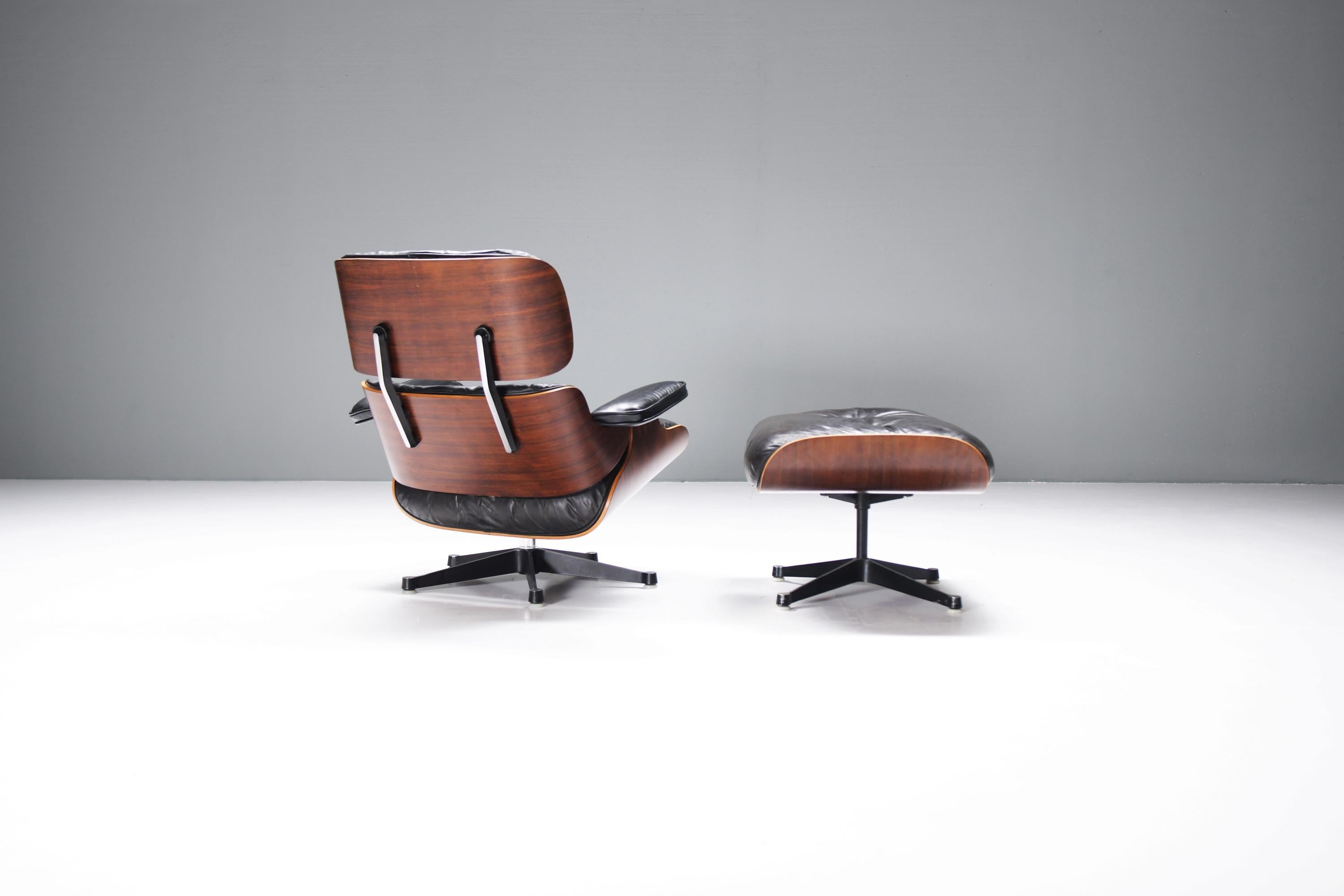 Eames lounge by Ray & Charles Eames by Mobilier International for Herman Miller In Good Condition In Buggenhout, Oost-Vlaanderen