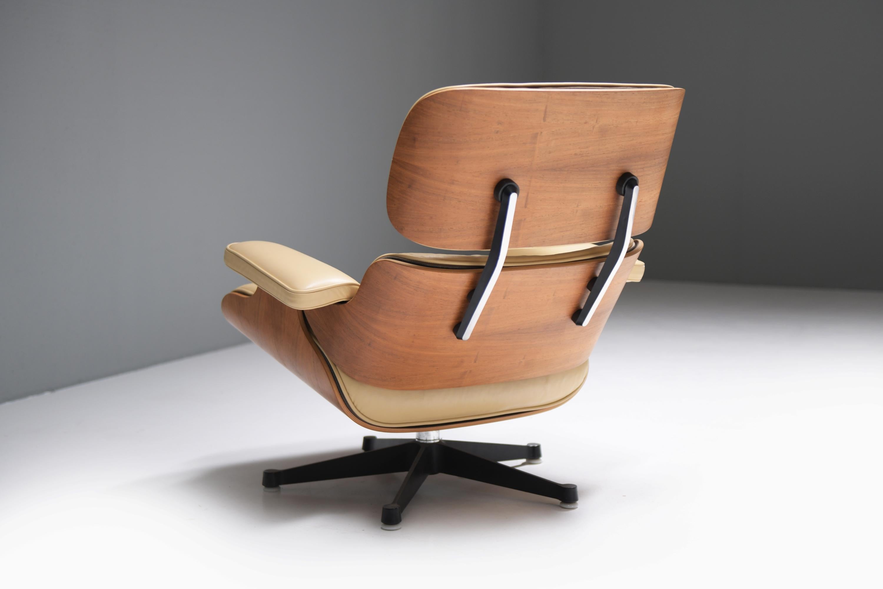  lounge Eames par Ray & Charles Eames par Mobilier International pour Herman Miller en vente 4