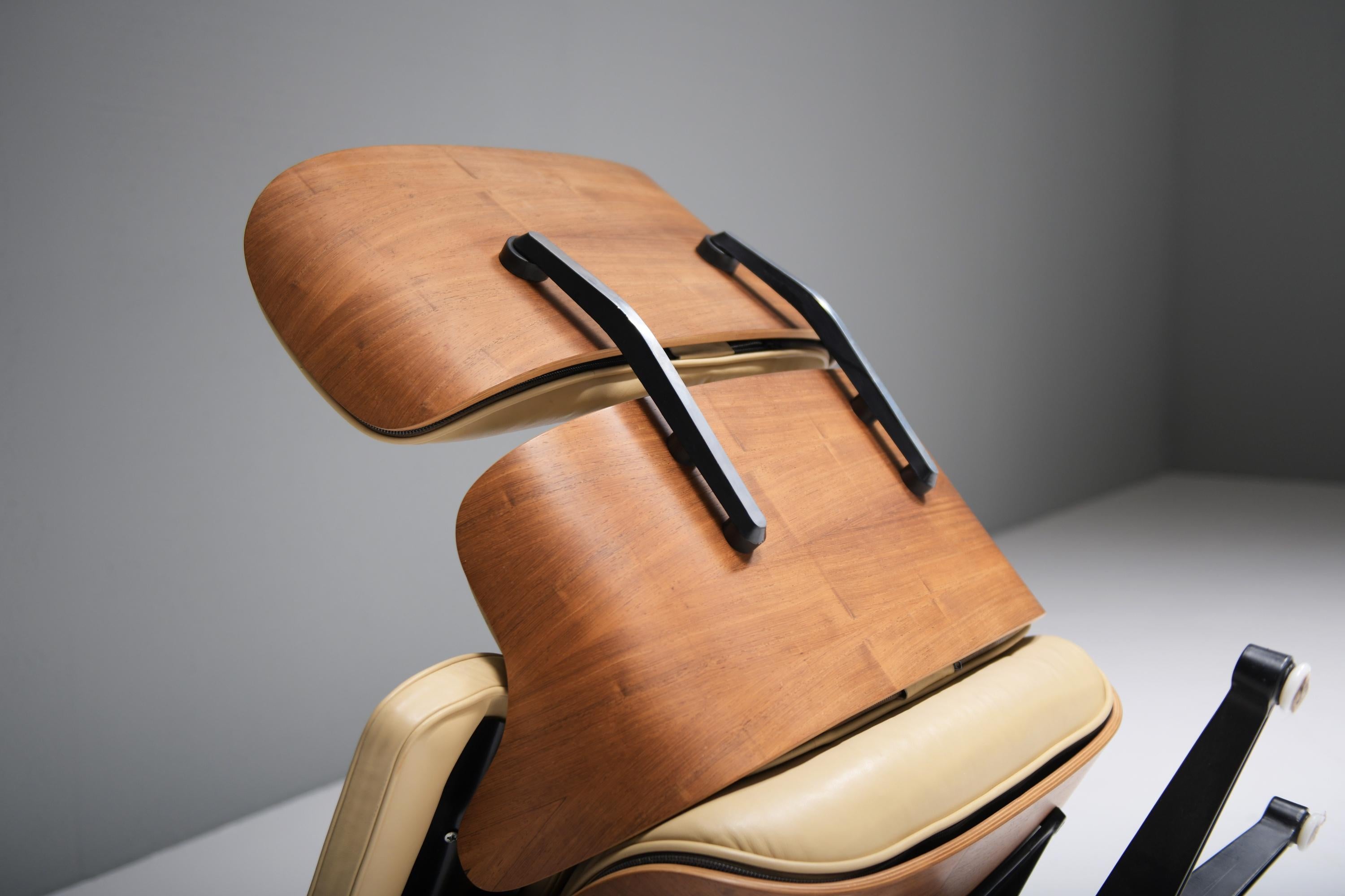  lounge Eames par Ray & Charles Eames par Mobilier International pour Herman Miller en vente 5