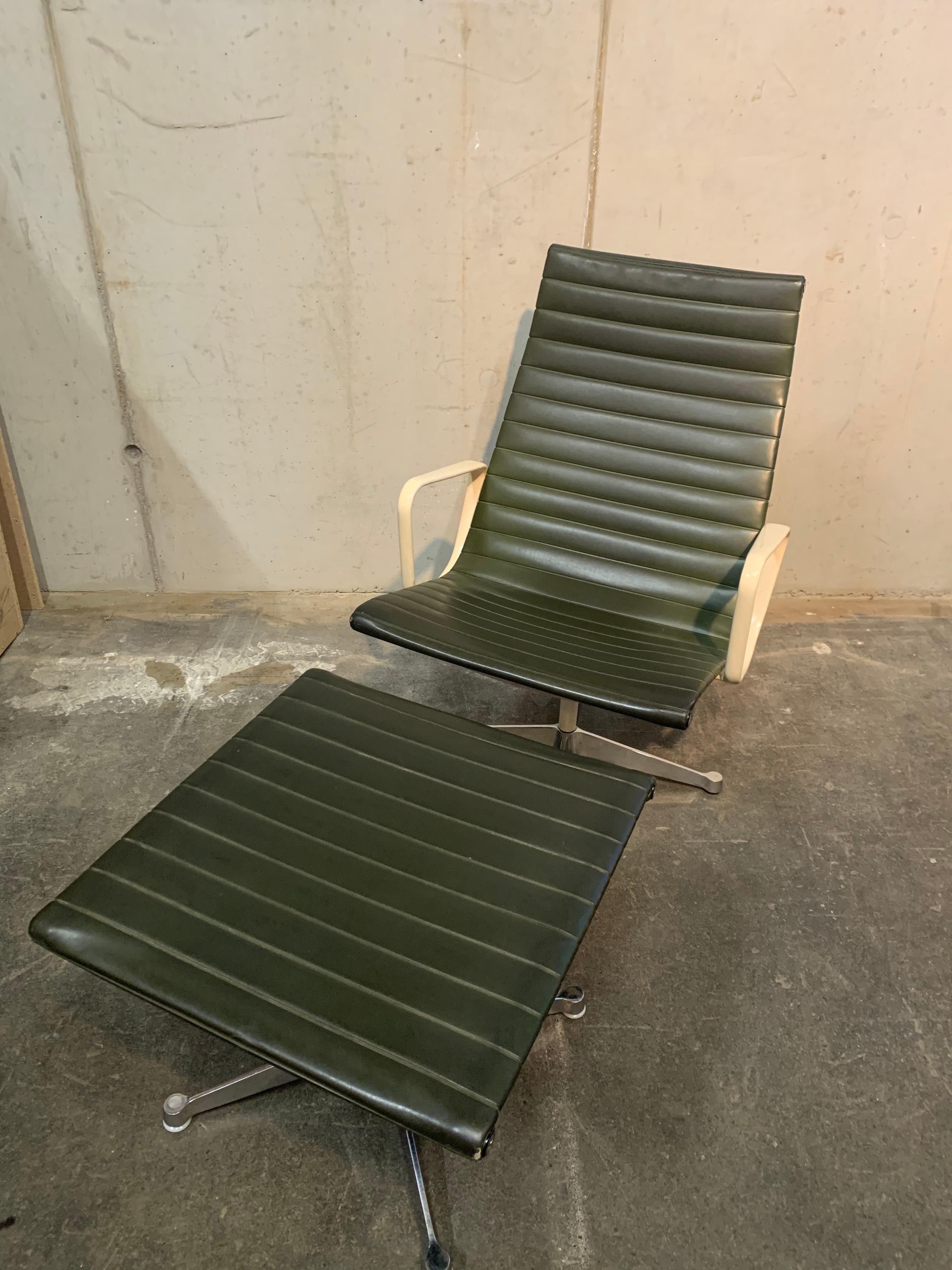 Eames Lounge Chair Aluminium Stuhl EA 115 / 116 (amerikanisch)