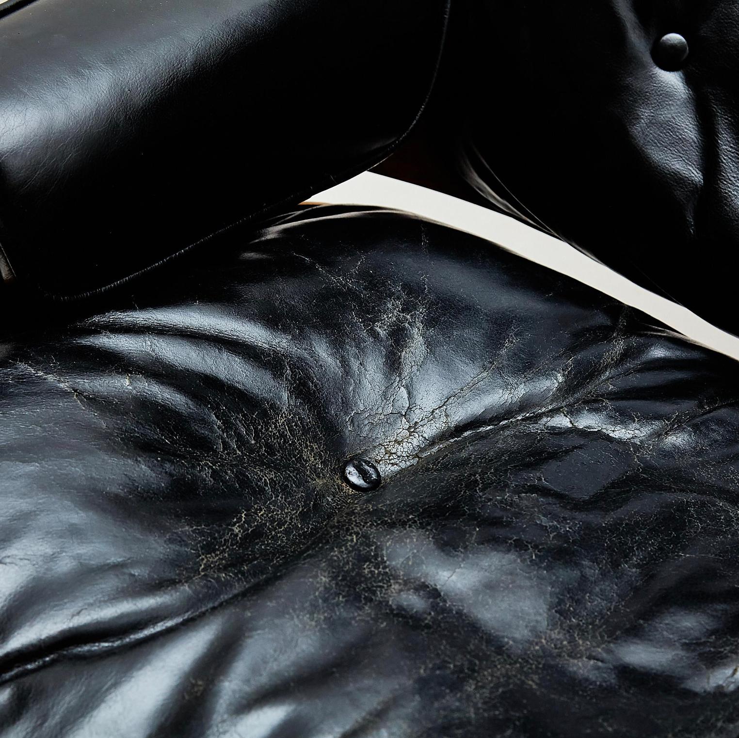 Sedia da salotto e ottomana Eames: Un'icona senza tempo di comfort ed Eleganza 6