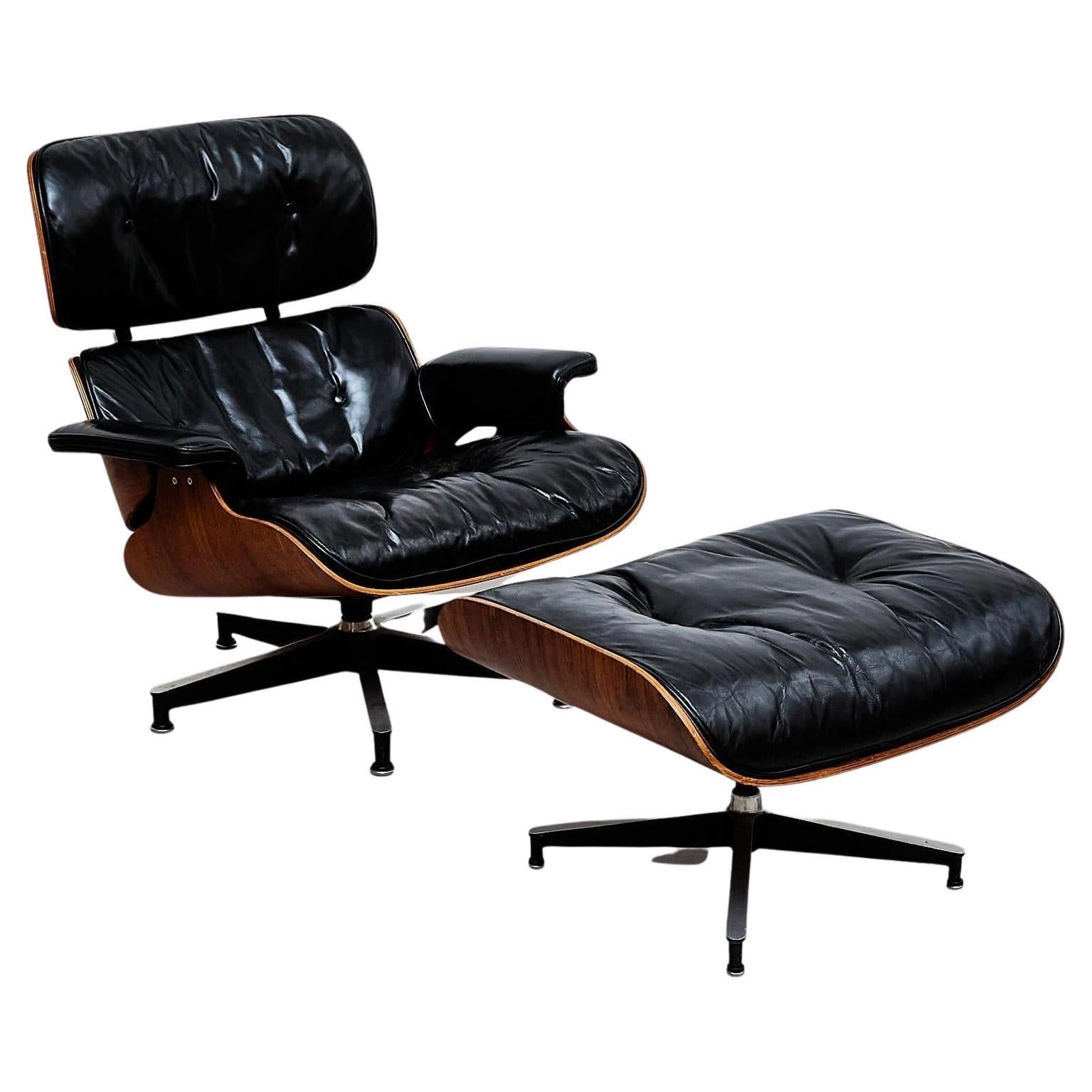 How do you pronounce the name Eames?