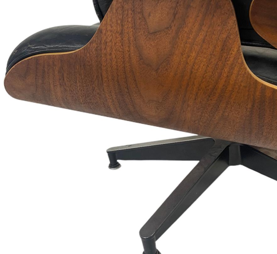 Eames Lounge Chair and Ottoman 5