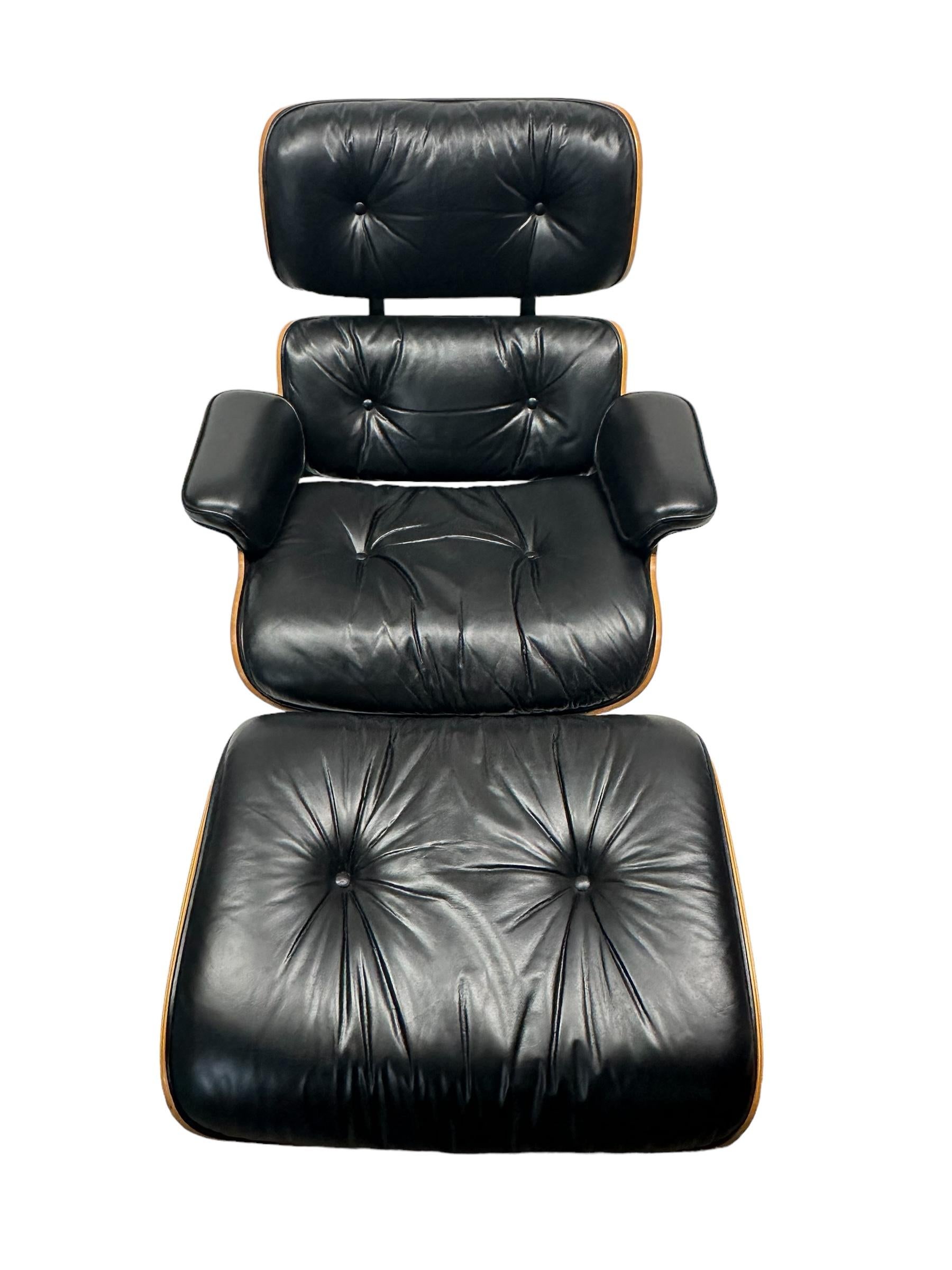 Eames Lounge Chair and Ottoman  For Sale 11