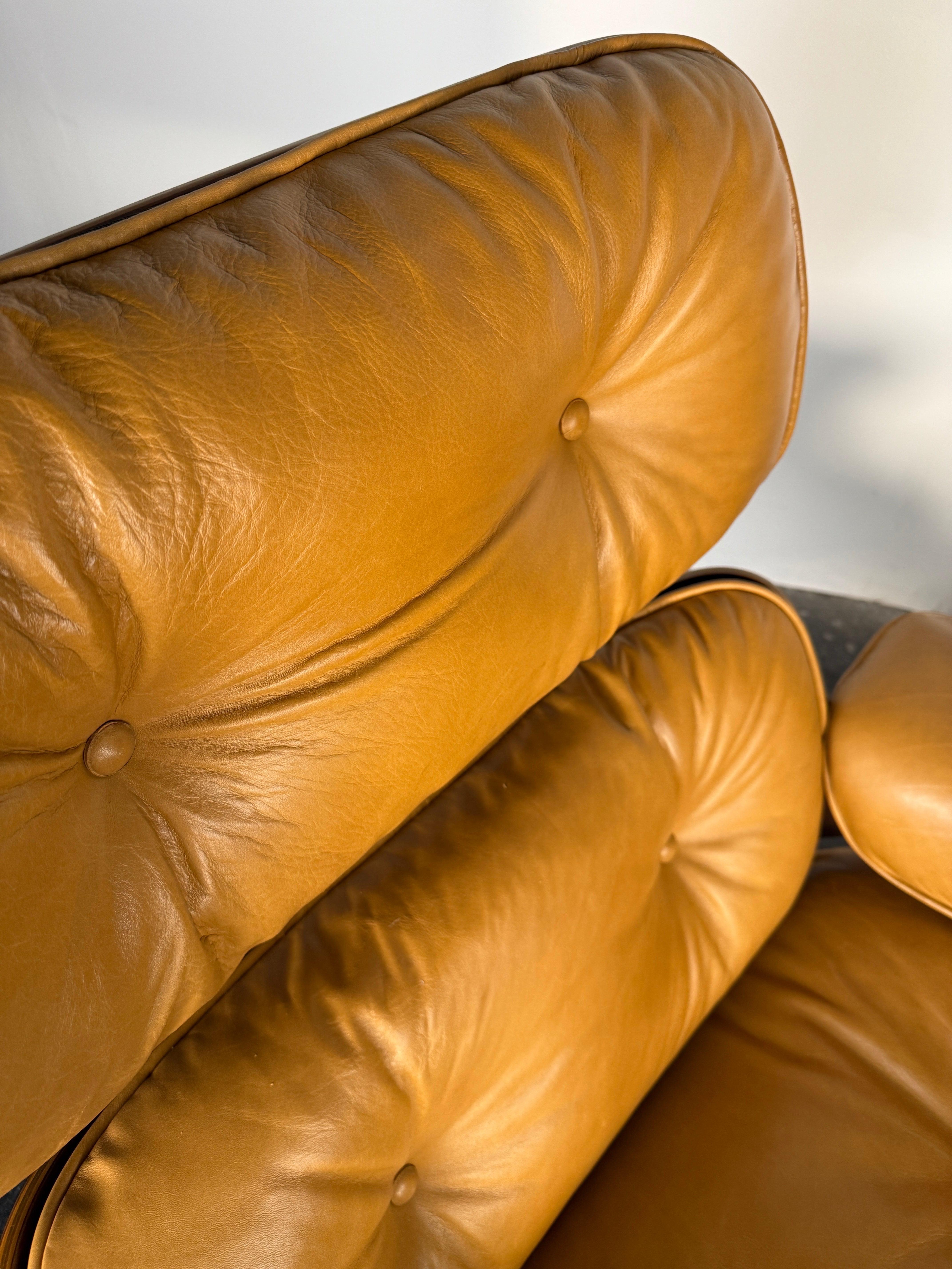 Eames Lounge Chair and Ottoman in Leather and Rosewood, 2nd Generation 4