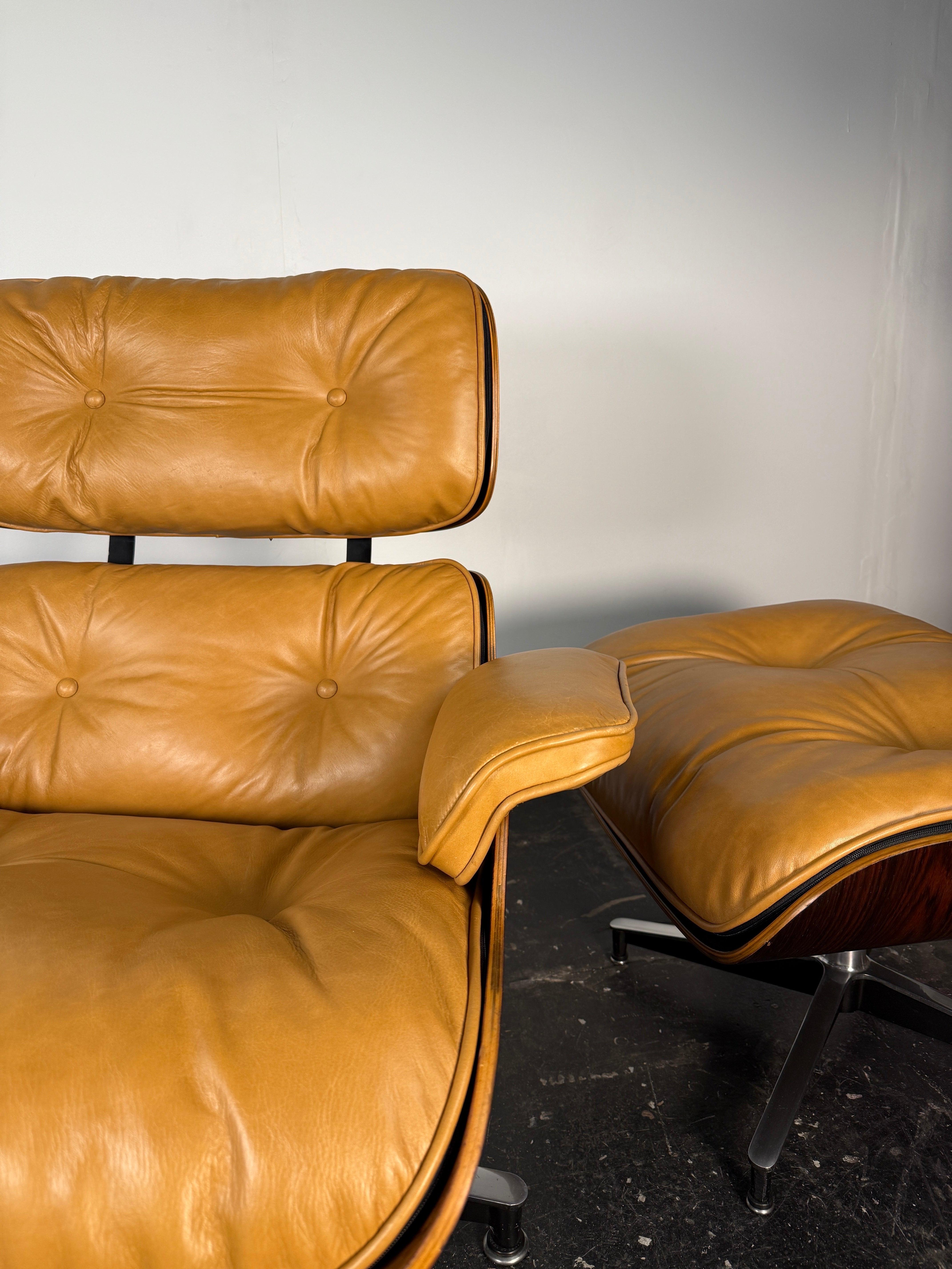Eames Lounge Chair and Ottoman in Leather and Rosewood, 2nd Generation 5