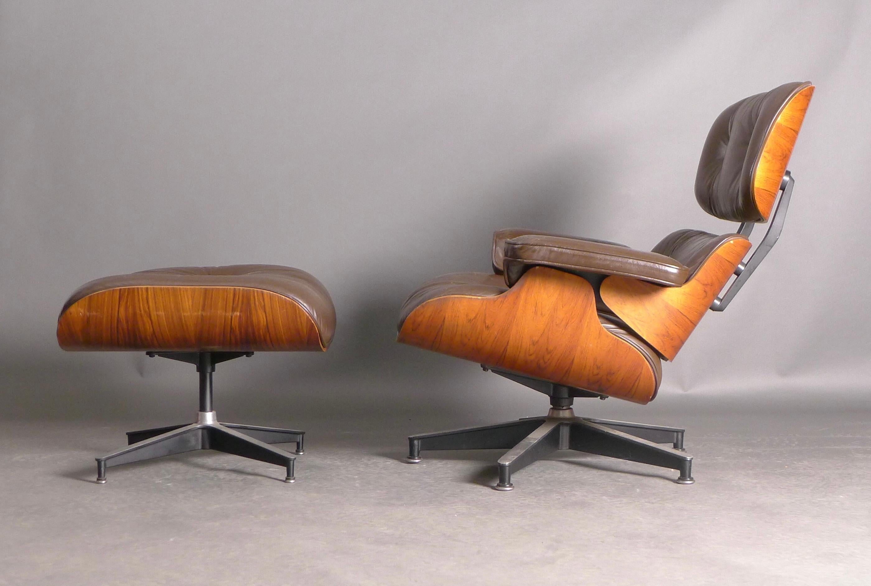 Sedia da salotto e ottomana Eames, modello 670/671, Herman Miller, USA, anni '70 2