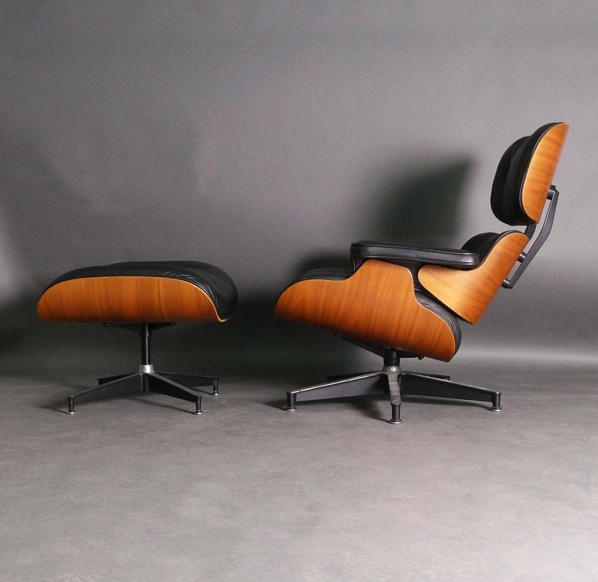 American Eames Lounge Chair and Ottoman, model 670/671, Herman Miller, USA