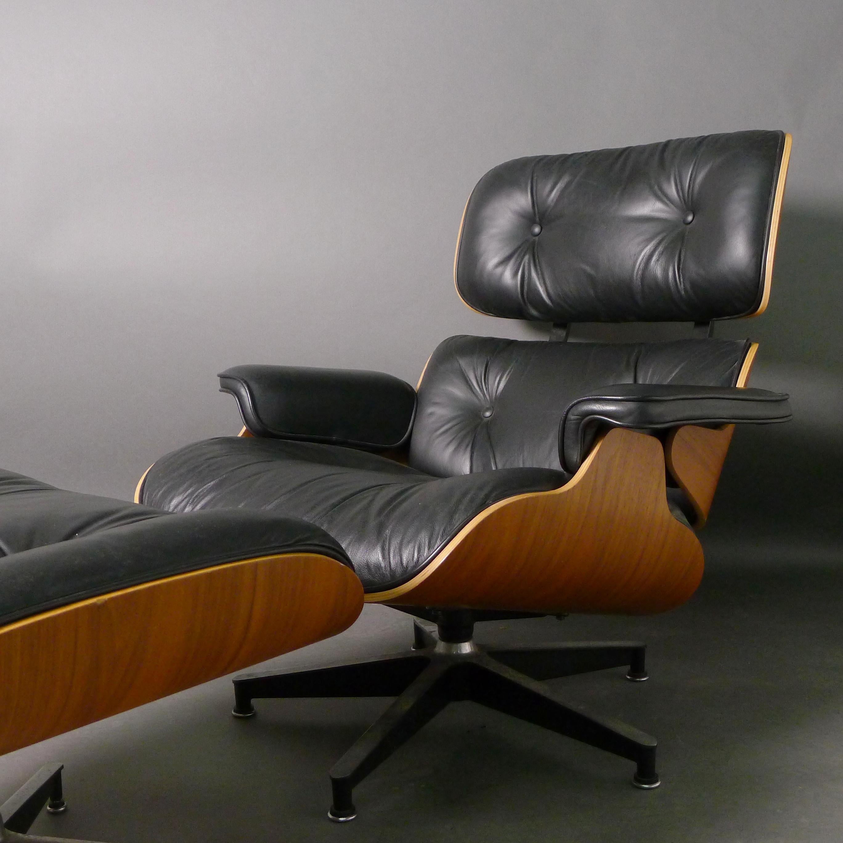 Leather Eames Lounge Chair and Ottoman, model 670/671, Herman Miller, USA